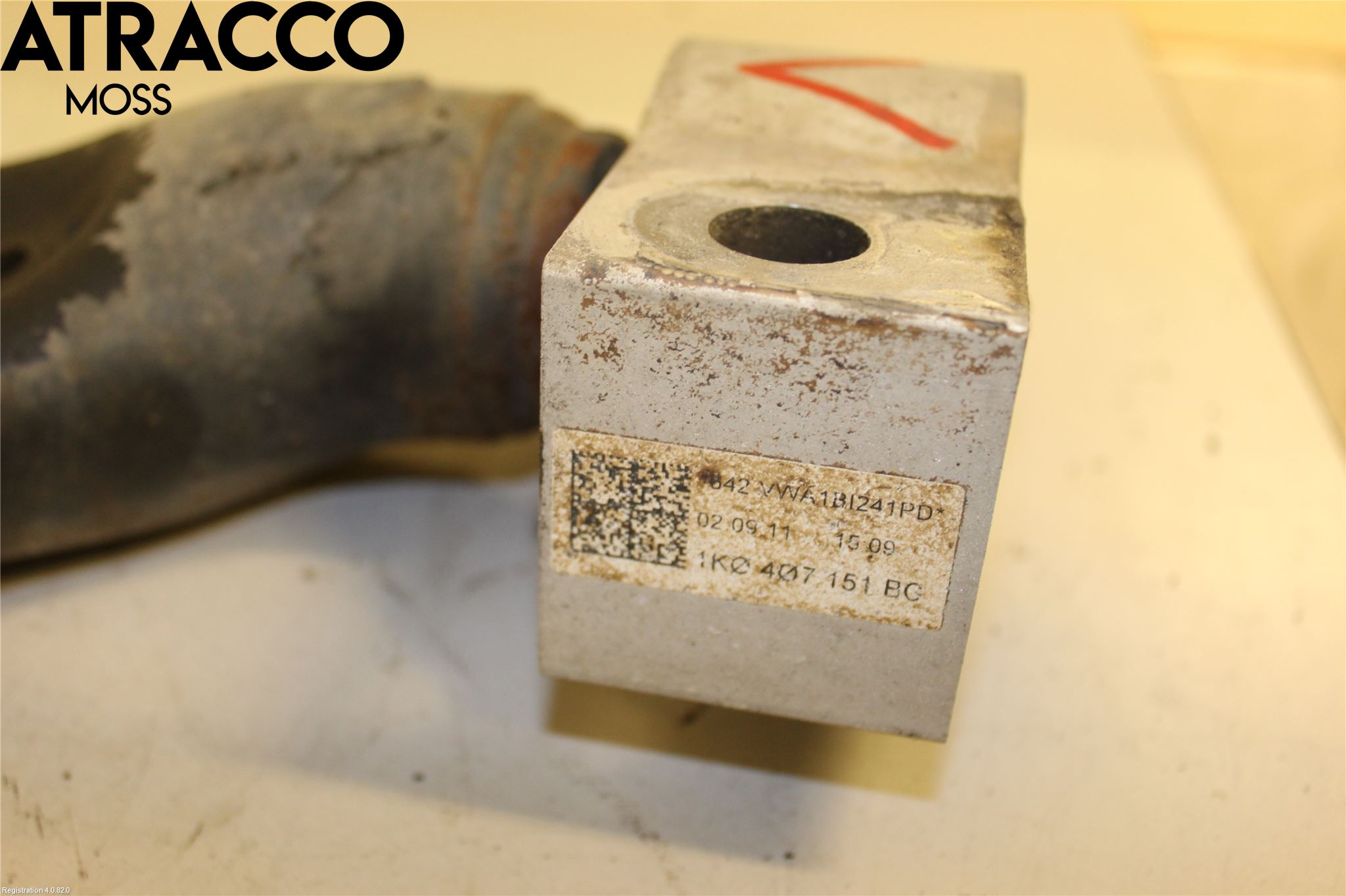 Volkswagen VW TOURAN 10-15 Bærearm Foran Venstre Nedre