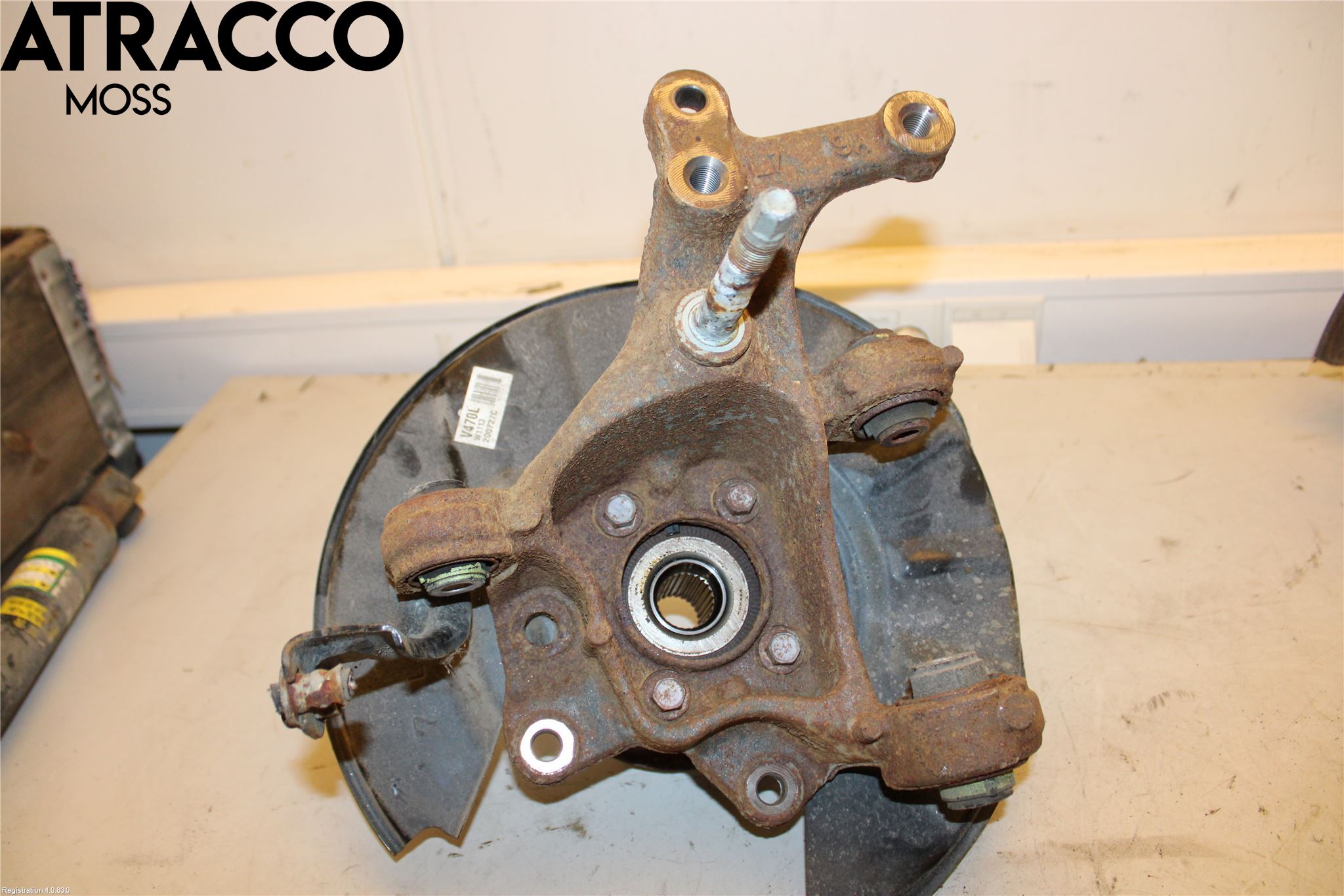 Toyota RAV4 13-18 Spindel Vb