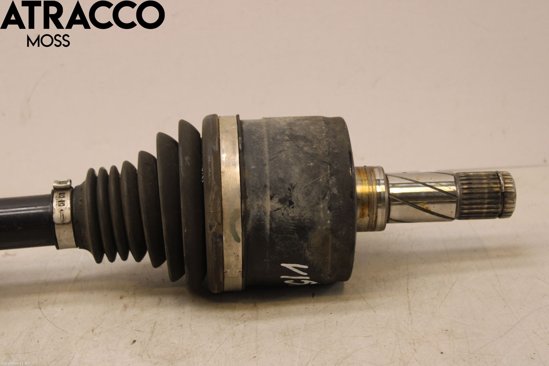 Jaguar I-PACE 18- Drivaksel Foran Kompl Venstre