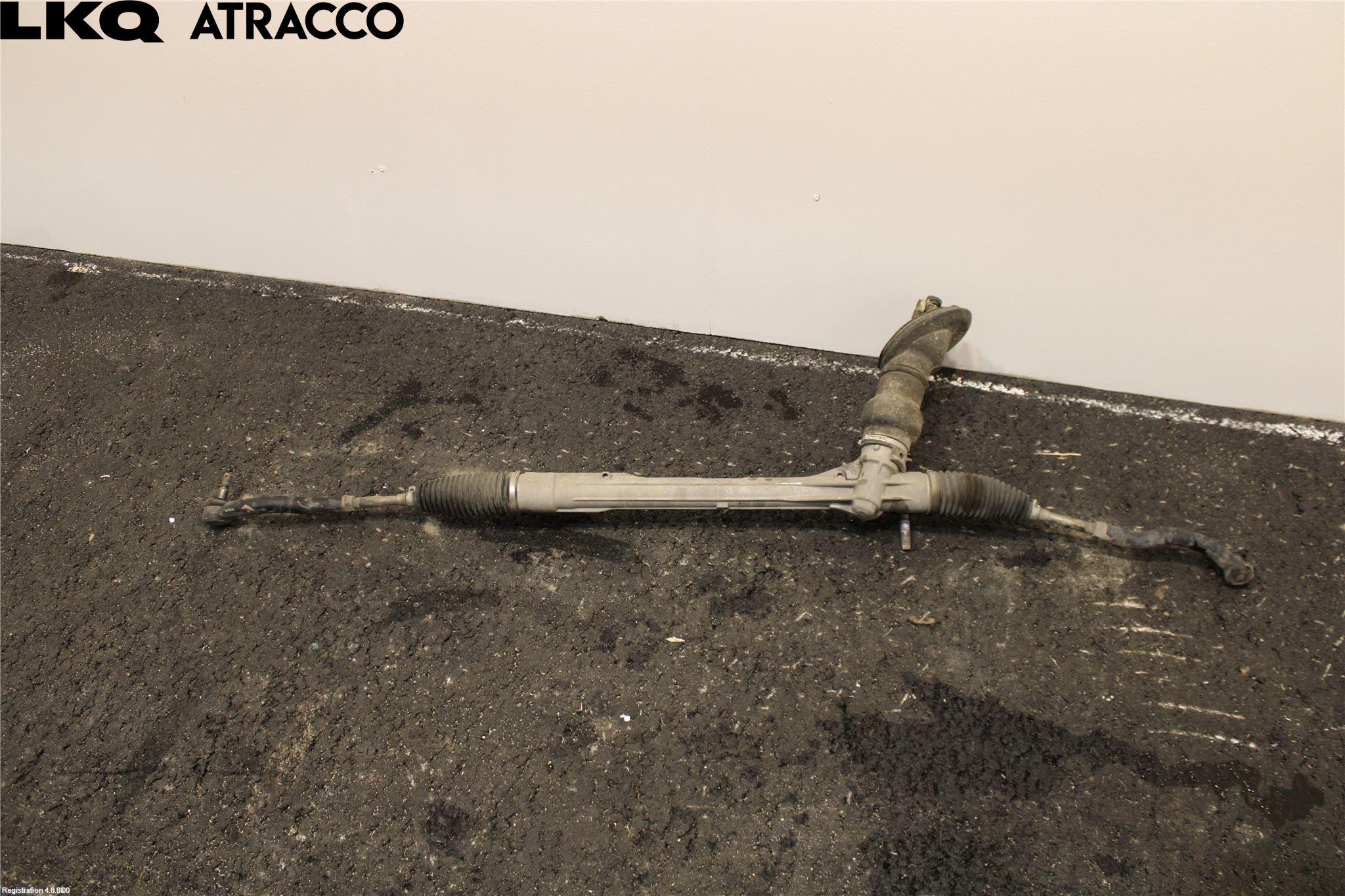 Toyota RAV4 13-18 Servo Snekke - Tannstang