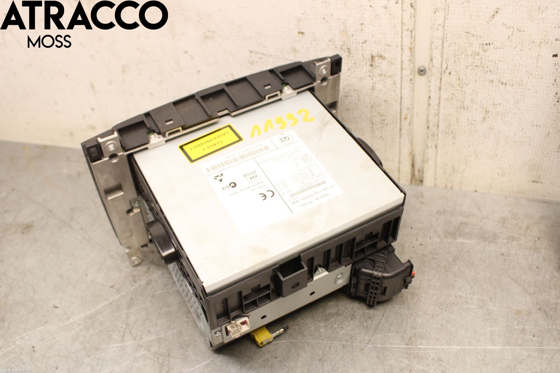 Volkswagen VW CRAFTER 06-16 Stereo Radio Med Cd