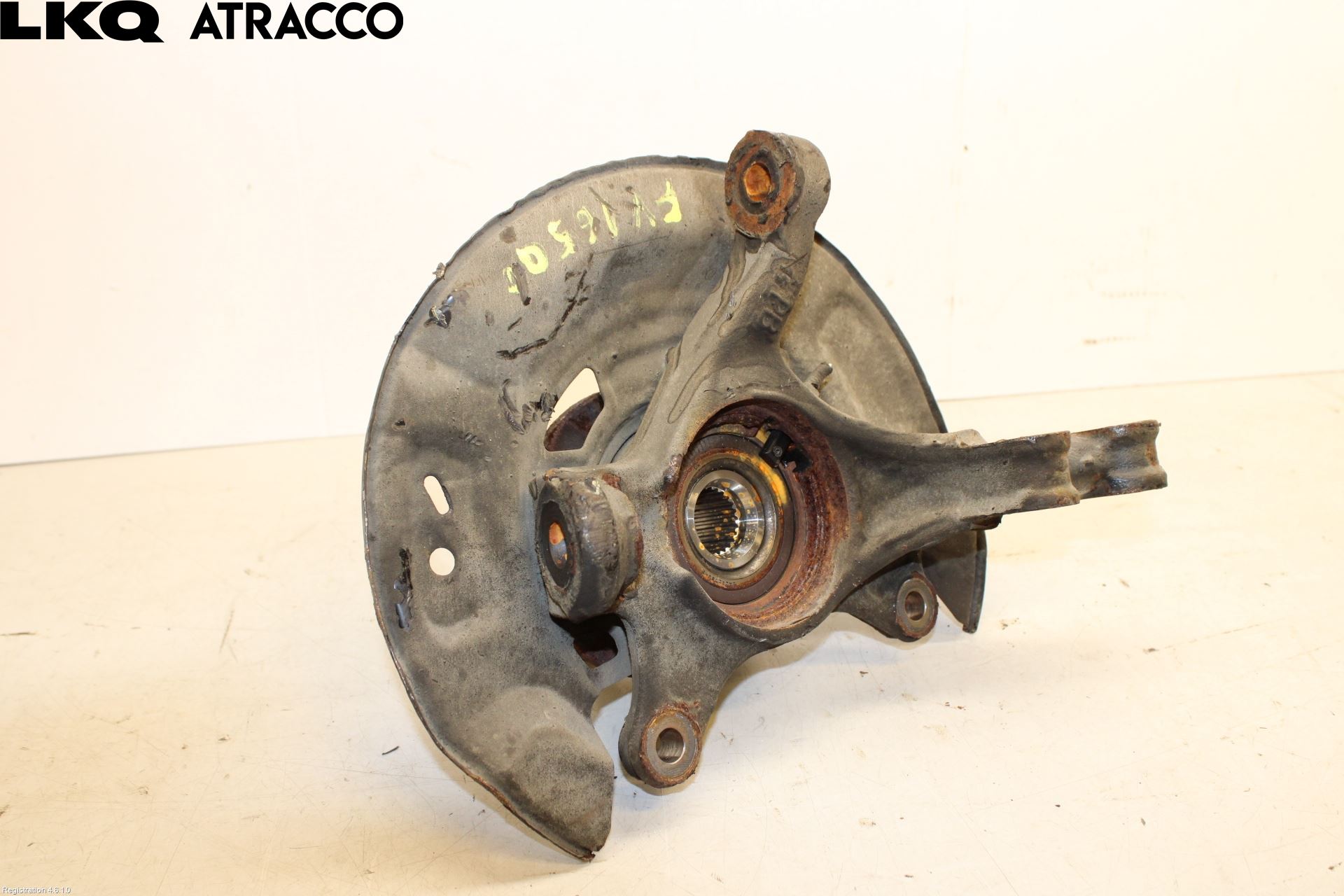 Toyota YARIS XP130 15-20 Spindel Vf