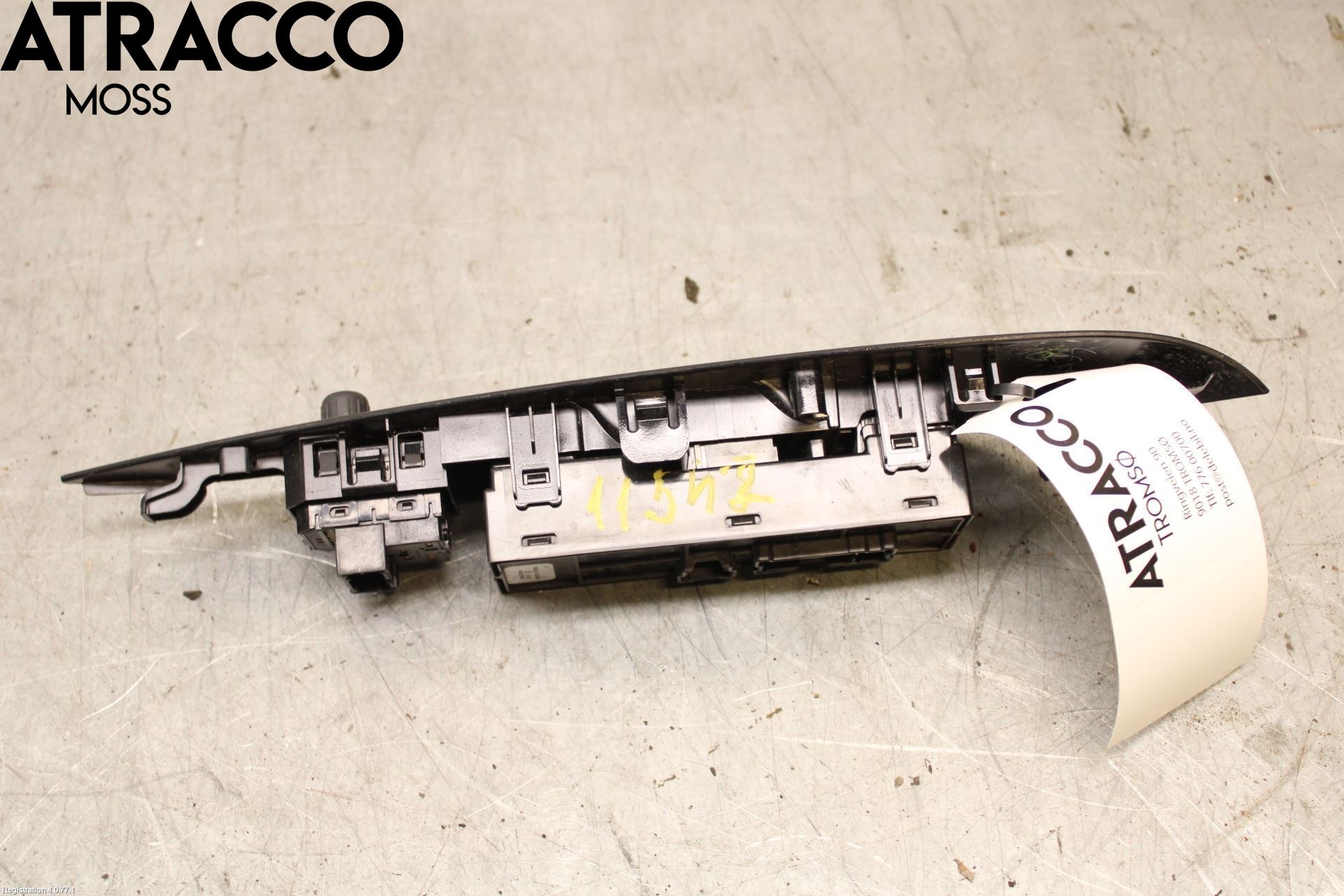 Nissan LEAF 18- Bryter Vindusheis