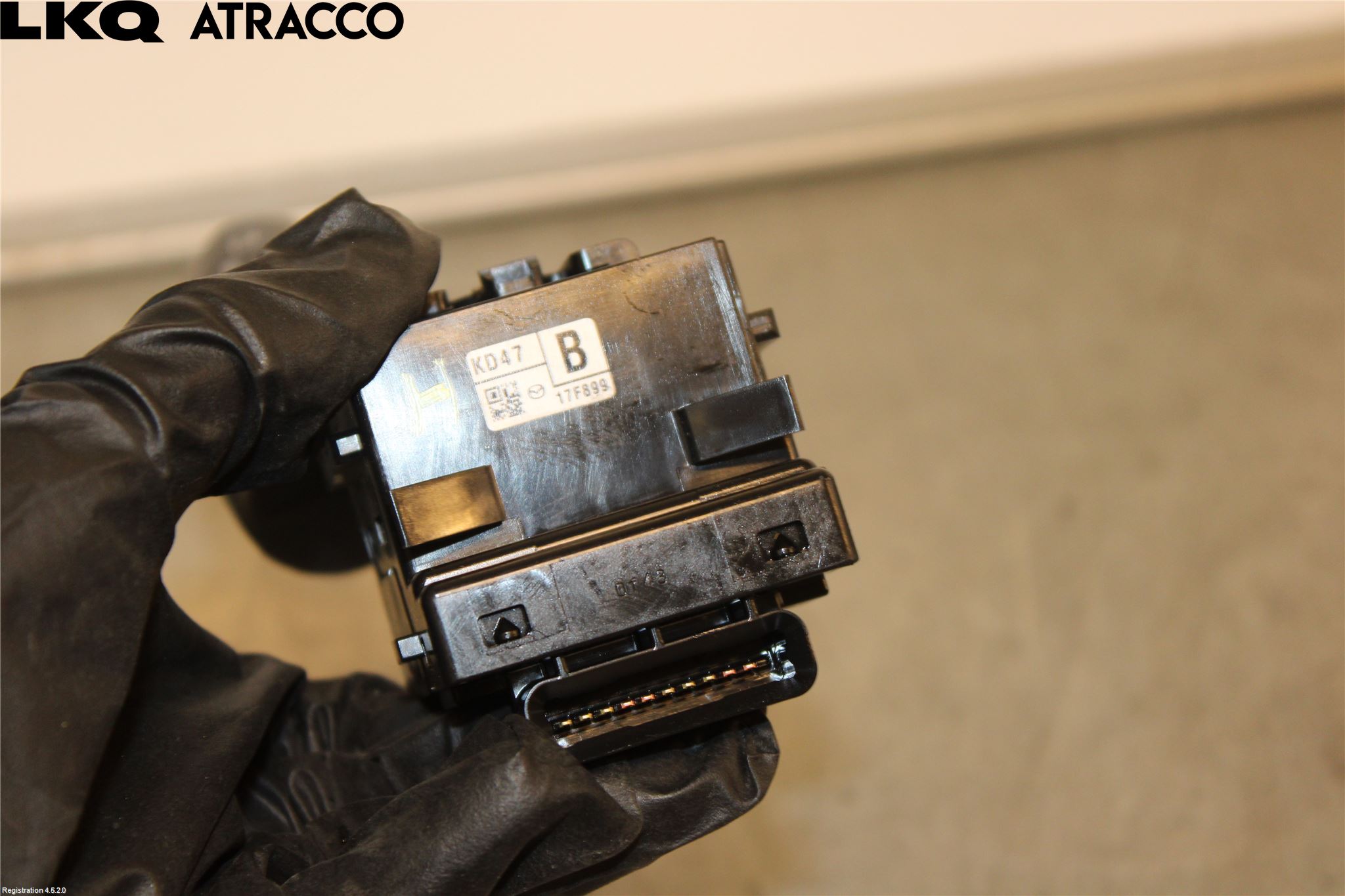 Mazda CX-5 12-17 Bryter Ratt Visker - Spyler