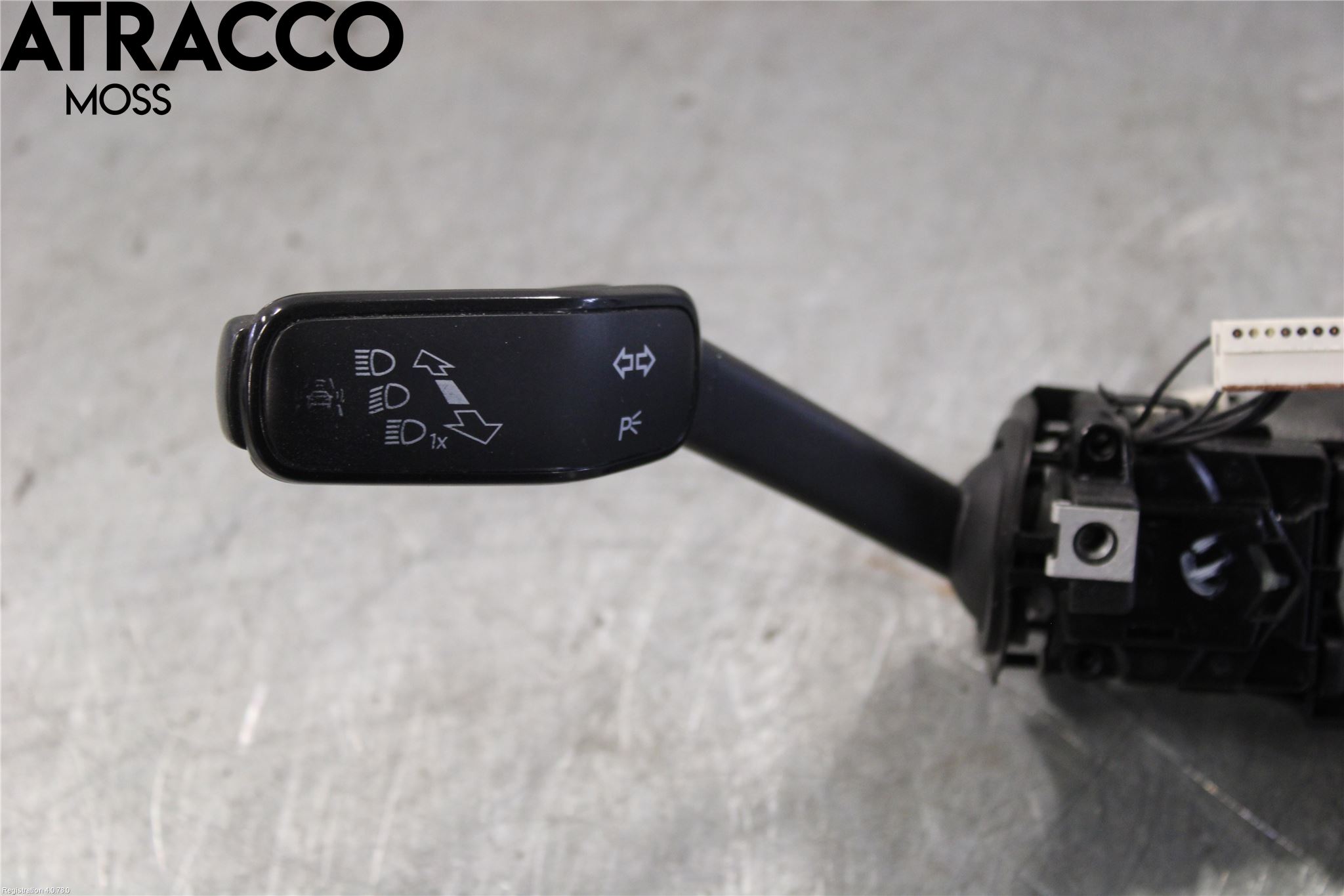 Volkswagen VW CRAFTER II / E-CRAFTER 17- Bryter Ratt Kombi H Og V