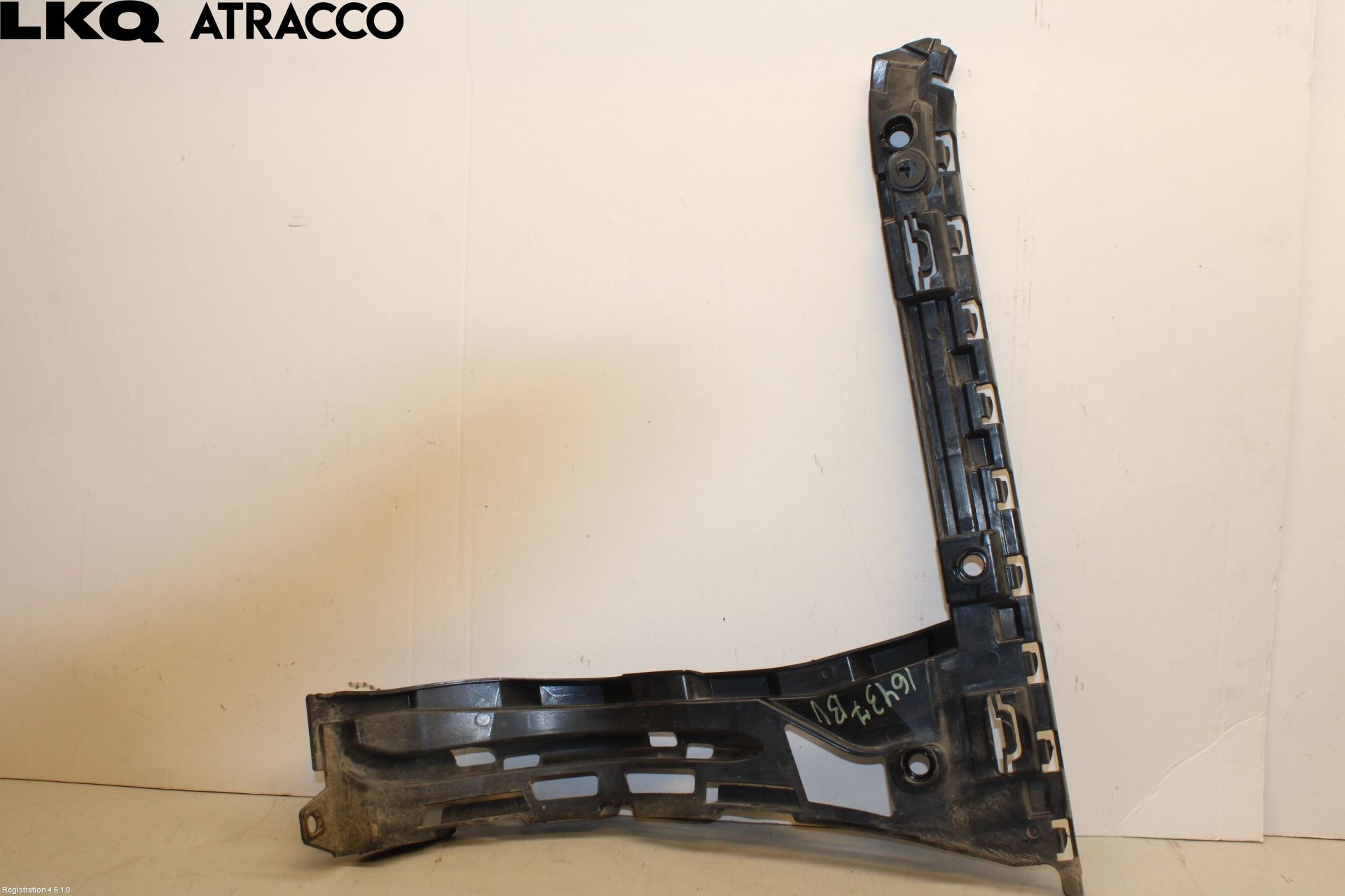 Mercedes-Benz MB C-KLASS (W205) 14-21 Støtfangerfeste Bak Venstre