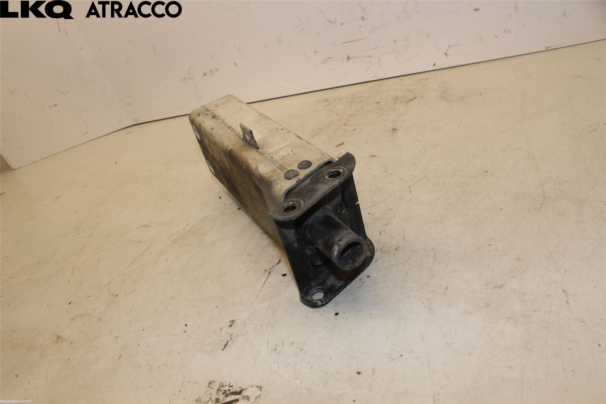 Mercedes-Benz MB E-KLASS (W211) 02-09 Støtfanger Foran Feste