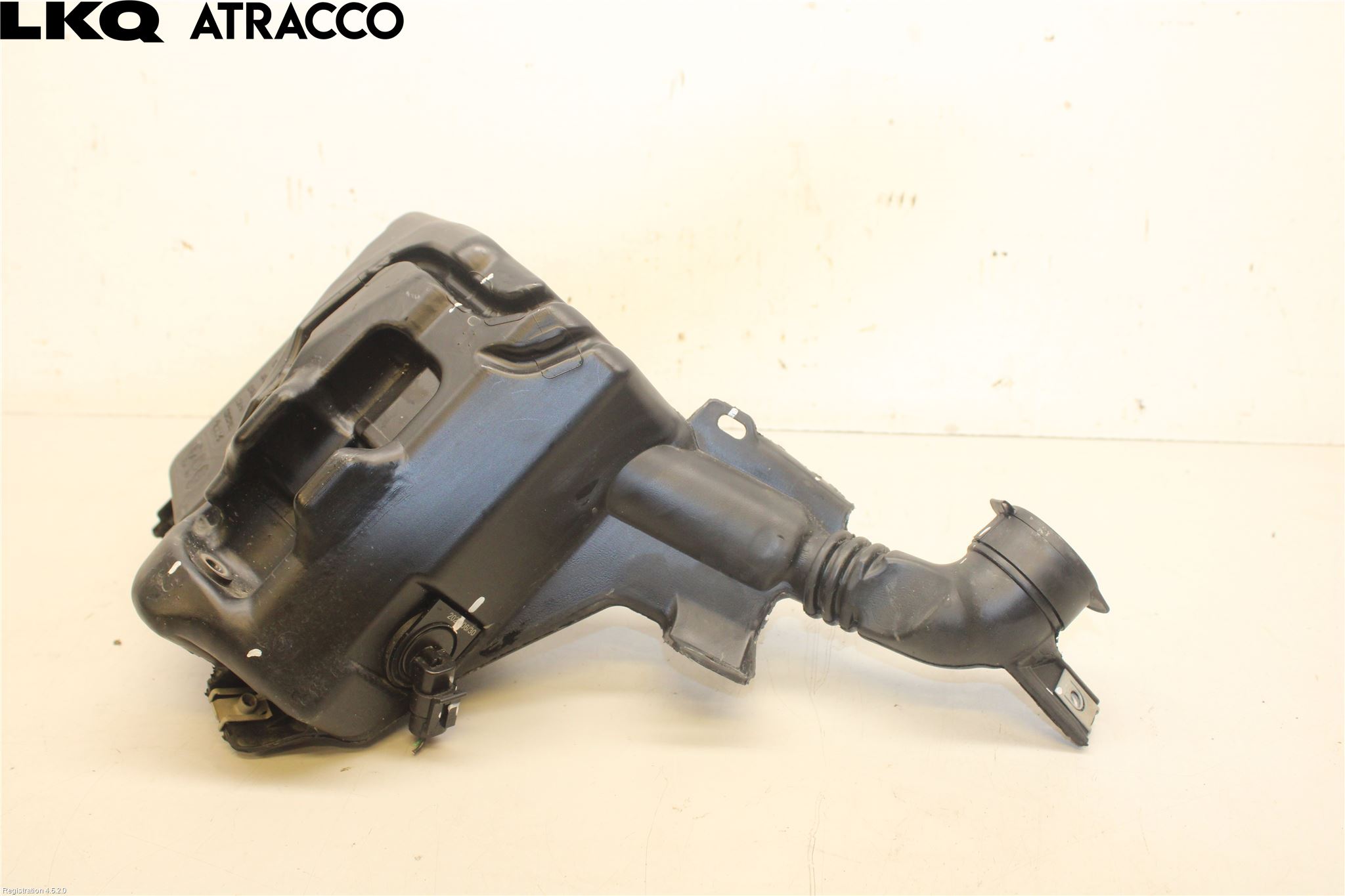 Tesla MODEL 3 17- Spylerbeholder Frontrute