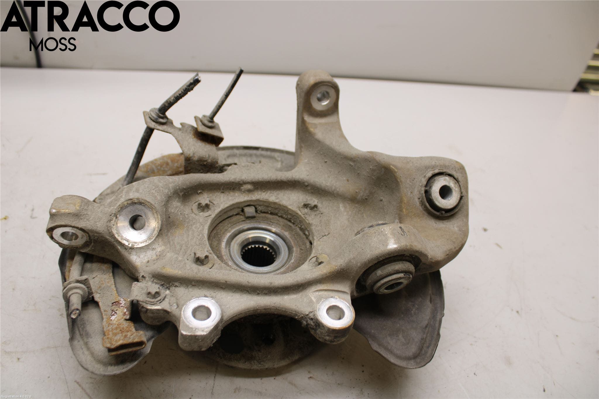 Mercedes-Benz MB C-KLASS (W205) 14-21 Spindel Vb