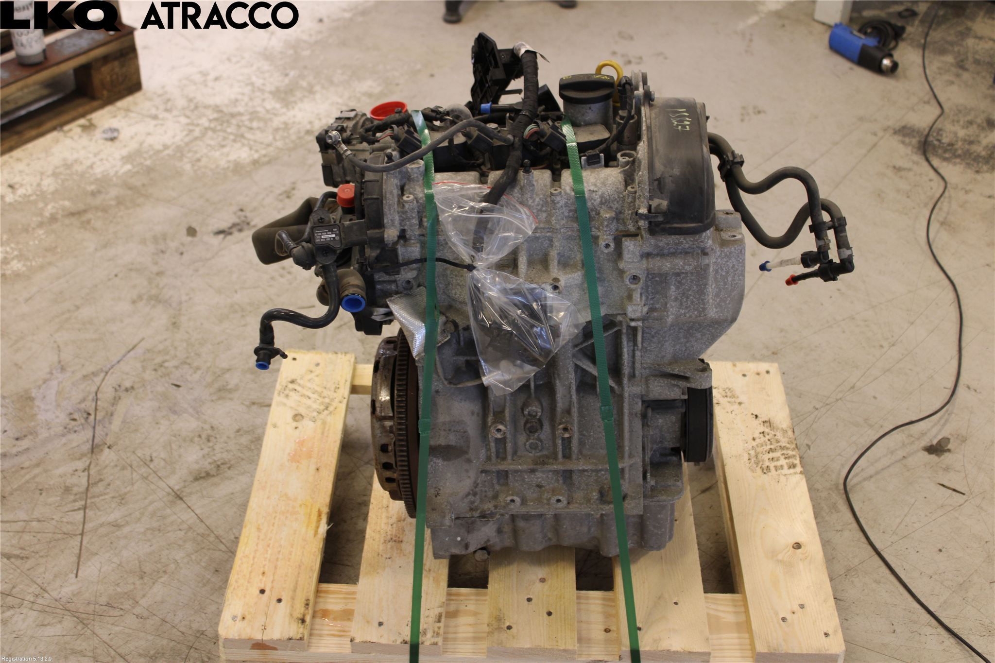 Volkswagen VW UP! / E-UP! Motor Bensin