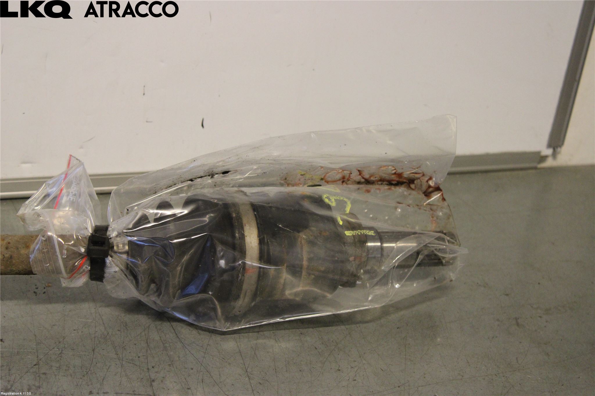 Toyota AVENSIS 09-15 Drivaksel Foran Kompl Venstre