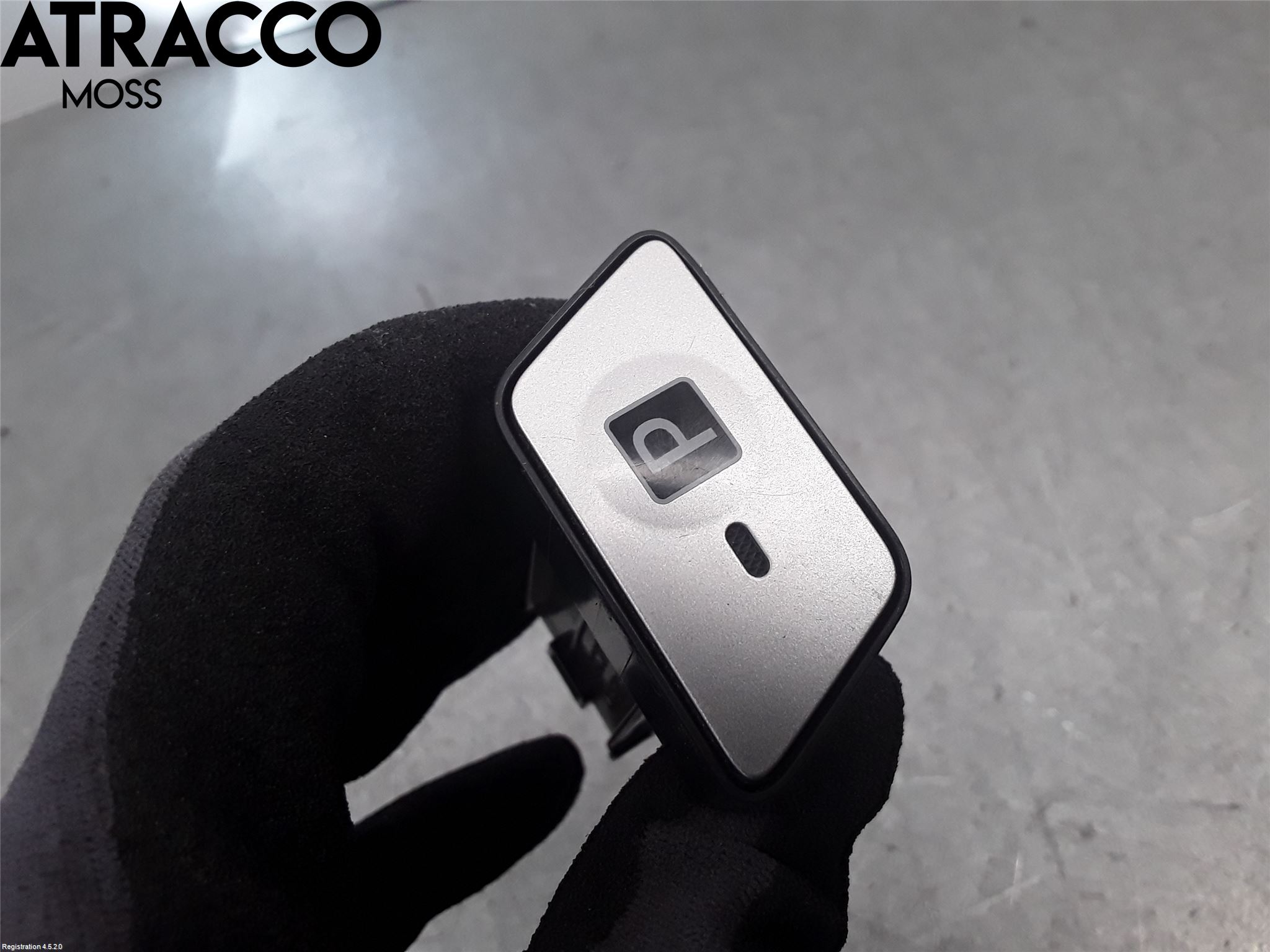 Toyota PRIUS+ ZVW40 12-20 Bryter Parkeringsbrems