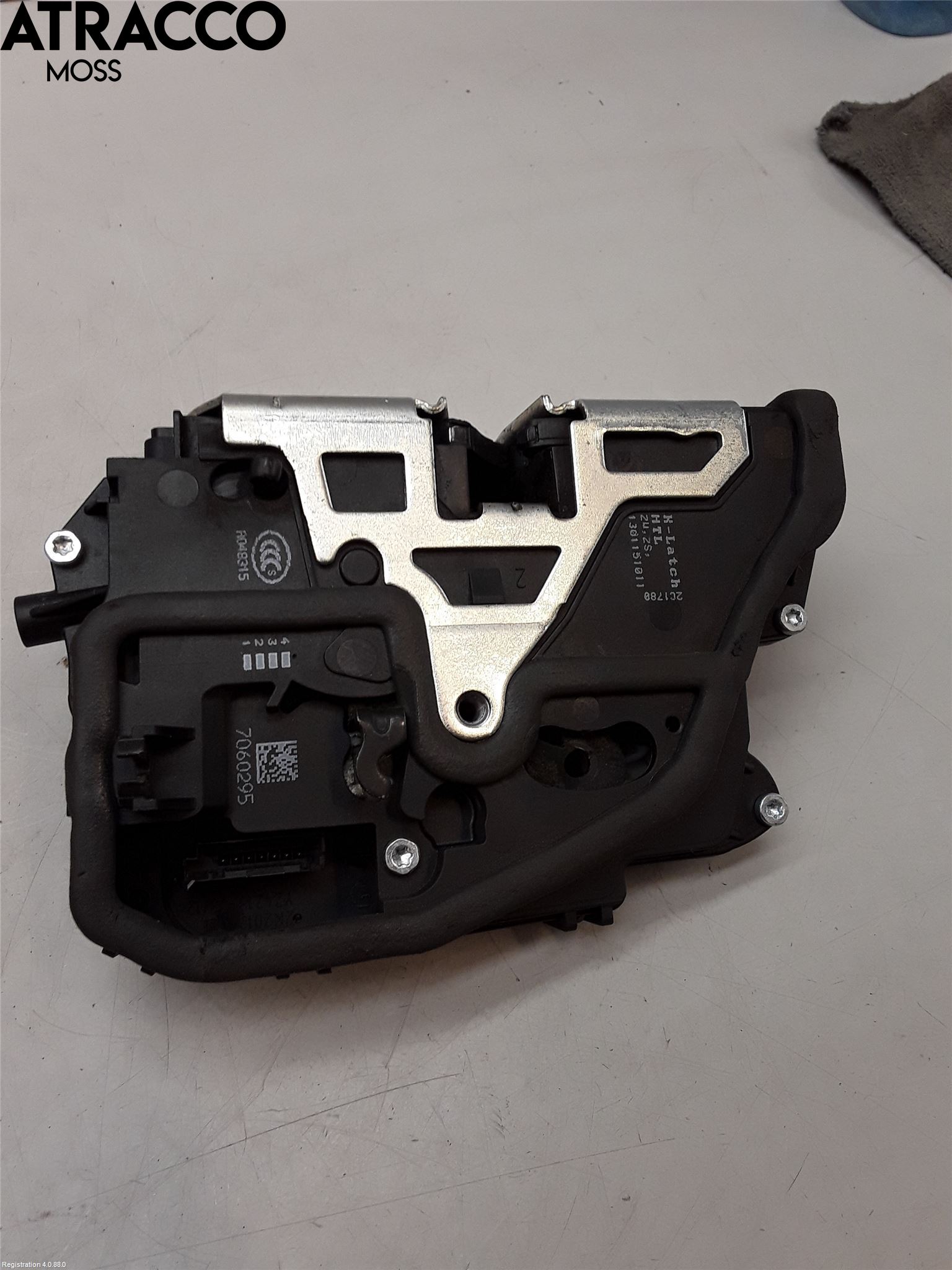 BMW X1 E84 10-15 Dørlås - Låsekasse