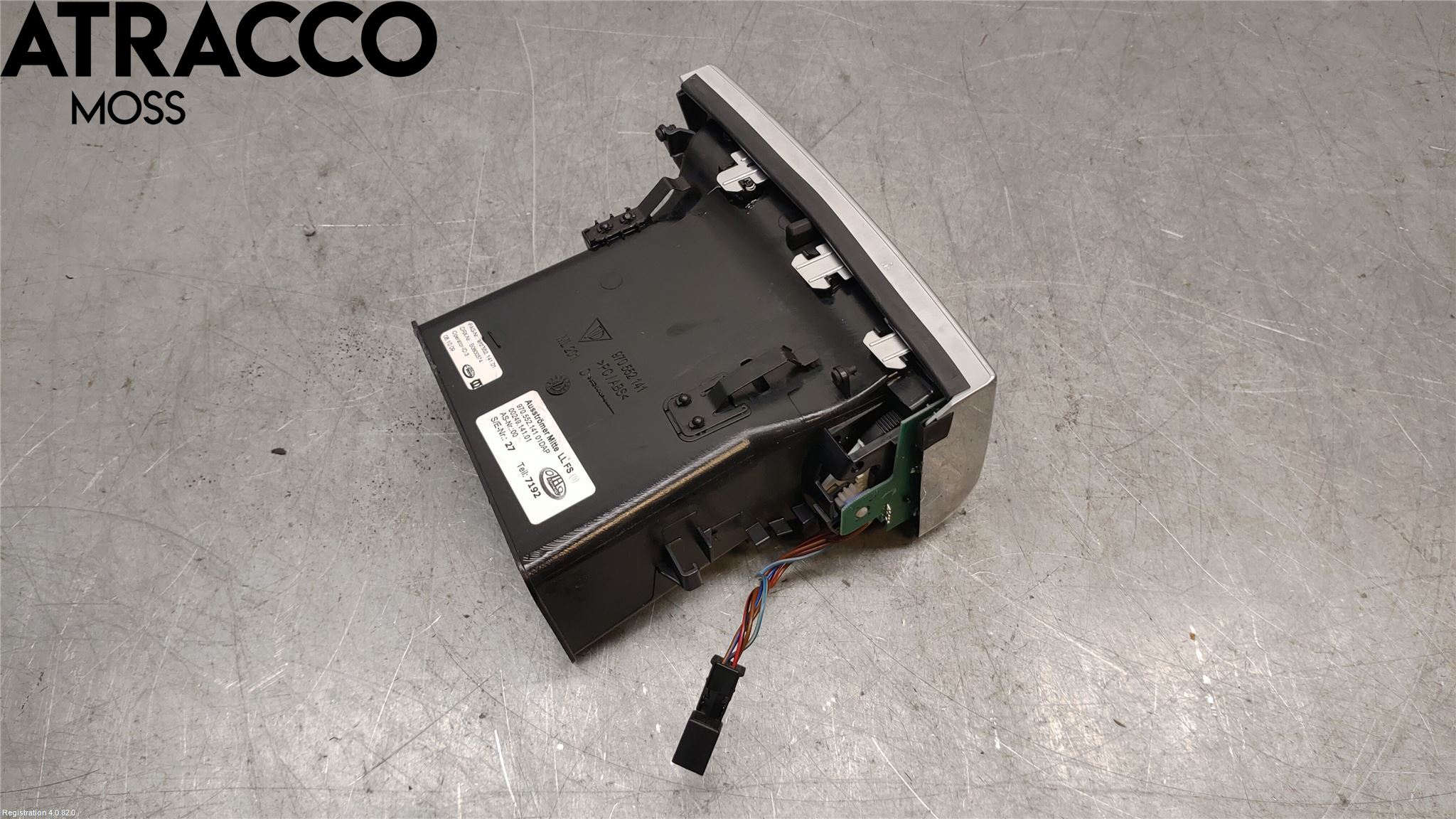 Porsche PANAMERA 09- Dashbord Kanal - Dyse