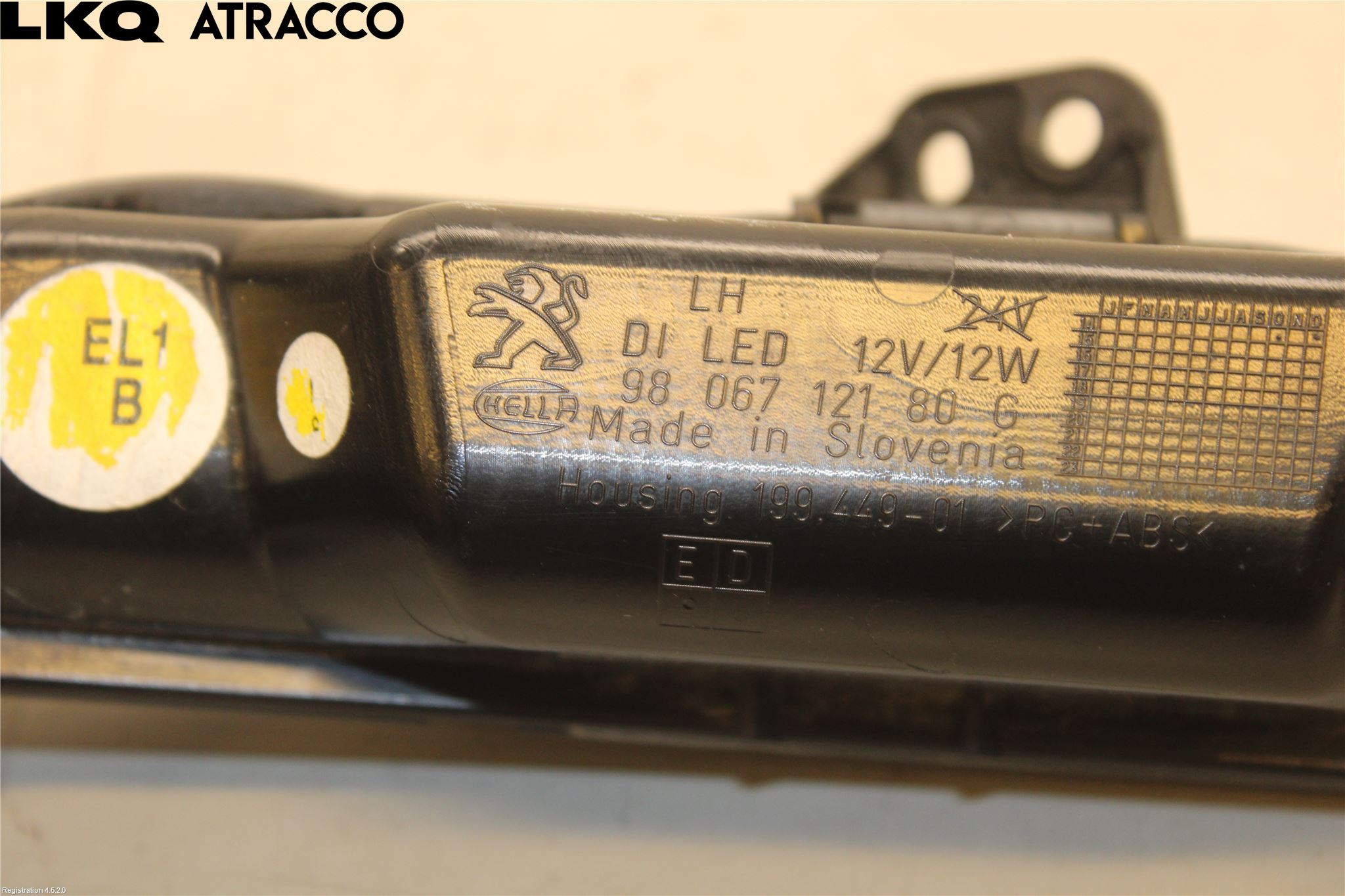 Peugeot 308 14-21 Parklykt Foran Venstre