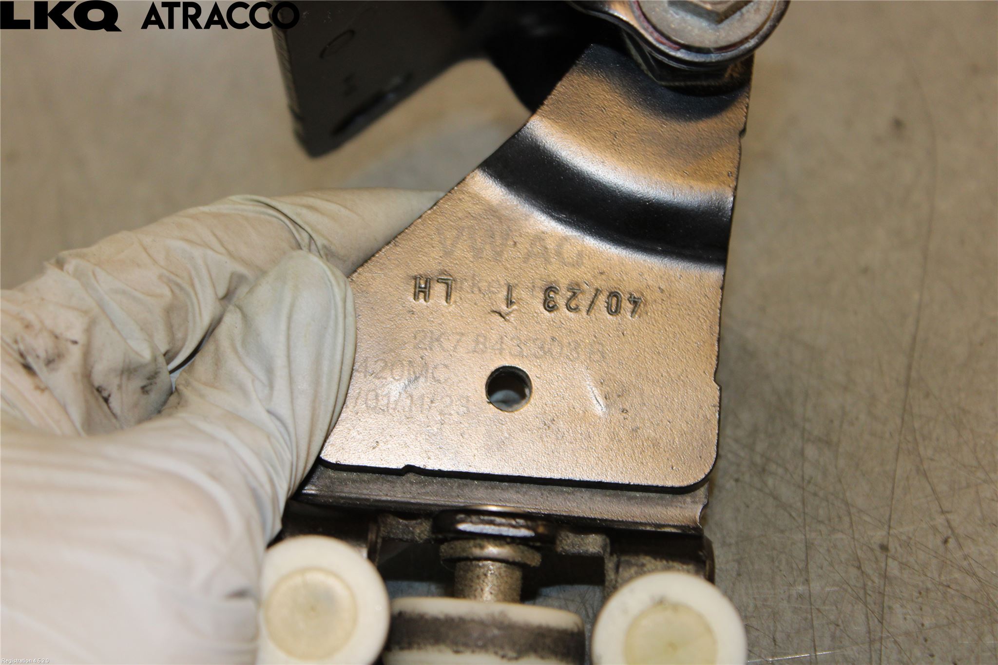 Volkswagen VW CADDY 21- Dørhengsel