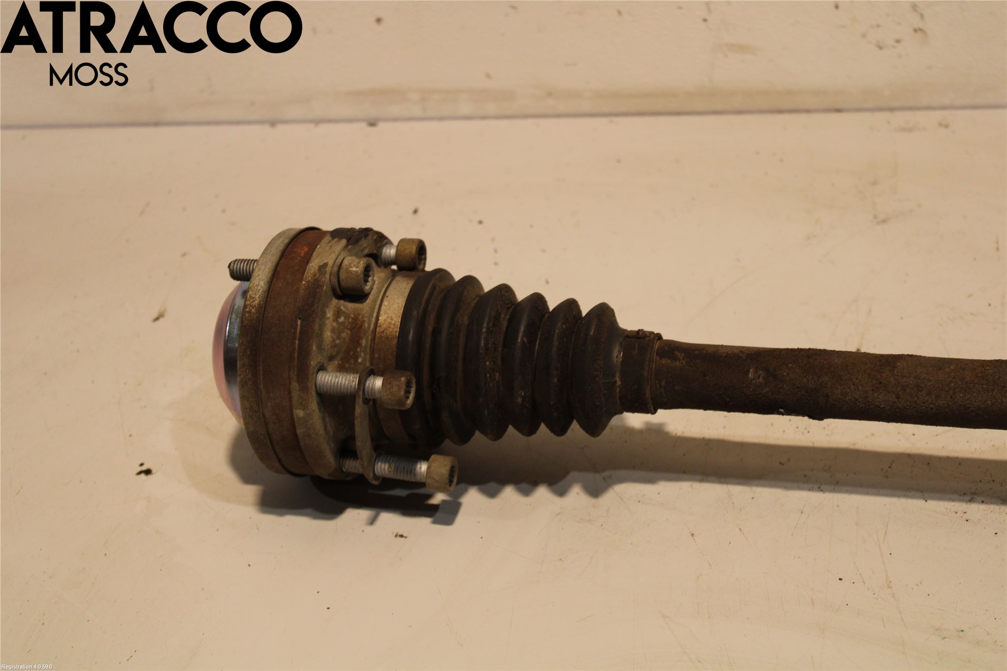 Volkswagen VW CADDY 11-15 Drivaksel Foran Kompl Venstre