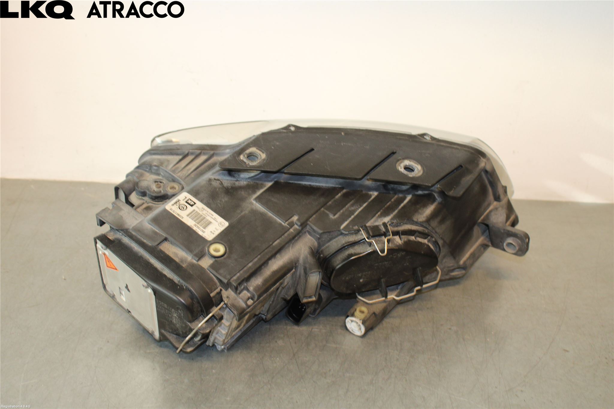 Volkswagen VW PASSAT 05-11 Frontlykt Venstre