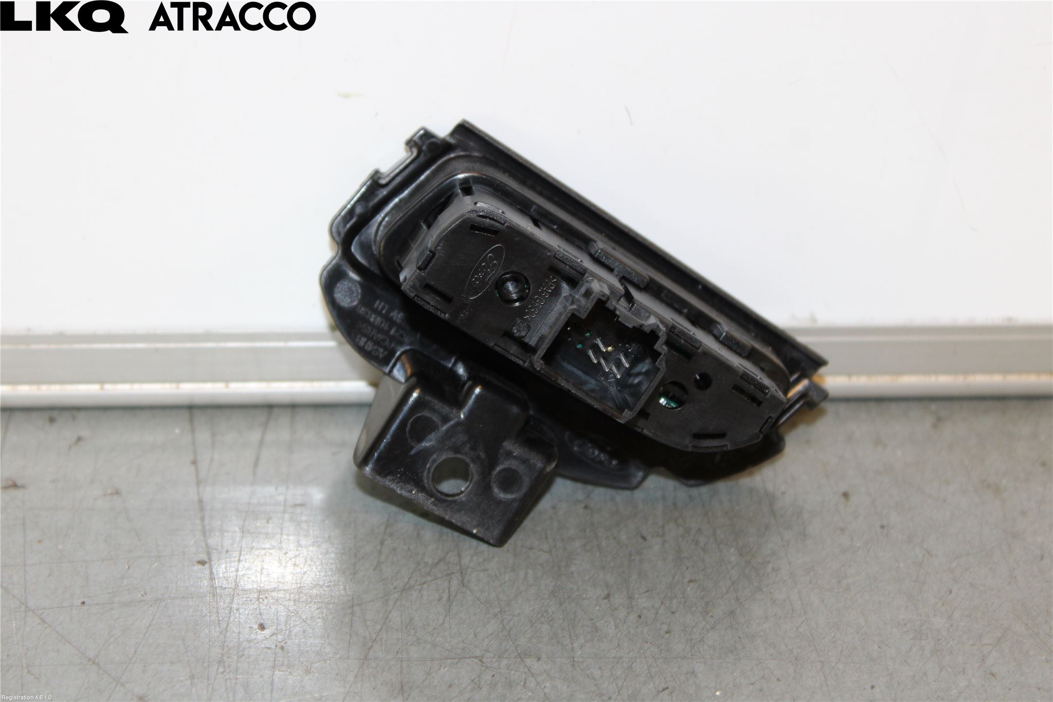 Ford TRANSIT/TOURNEO CUSTOM 13-24 Bryter Multifunksjon