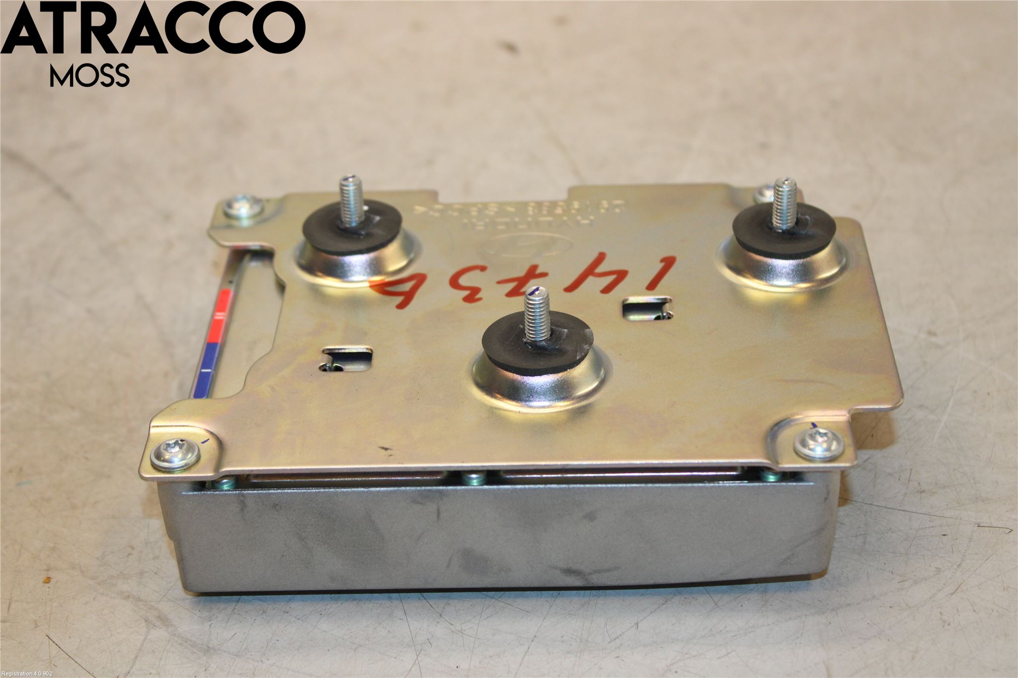 Hyundai IONIQ AE 17-22 Stereo Forsterker