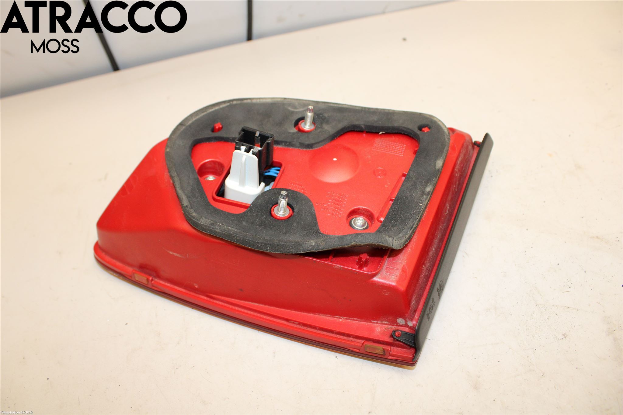 Volkswagen VW PASSAT 11-14 Baklykt Venstre  På Luke(Indre