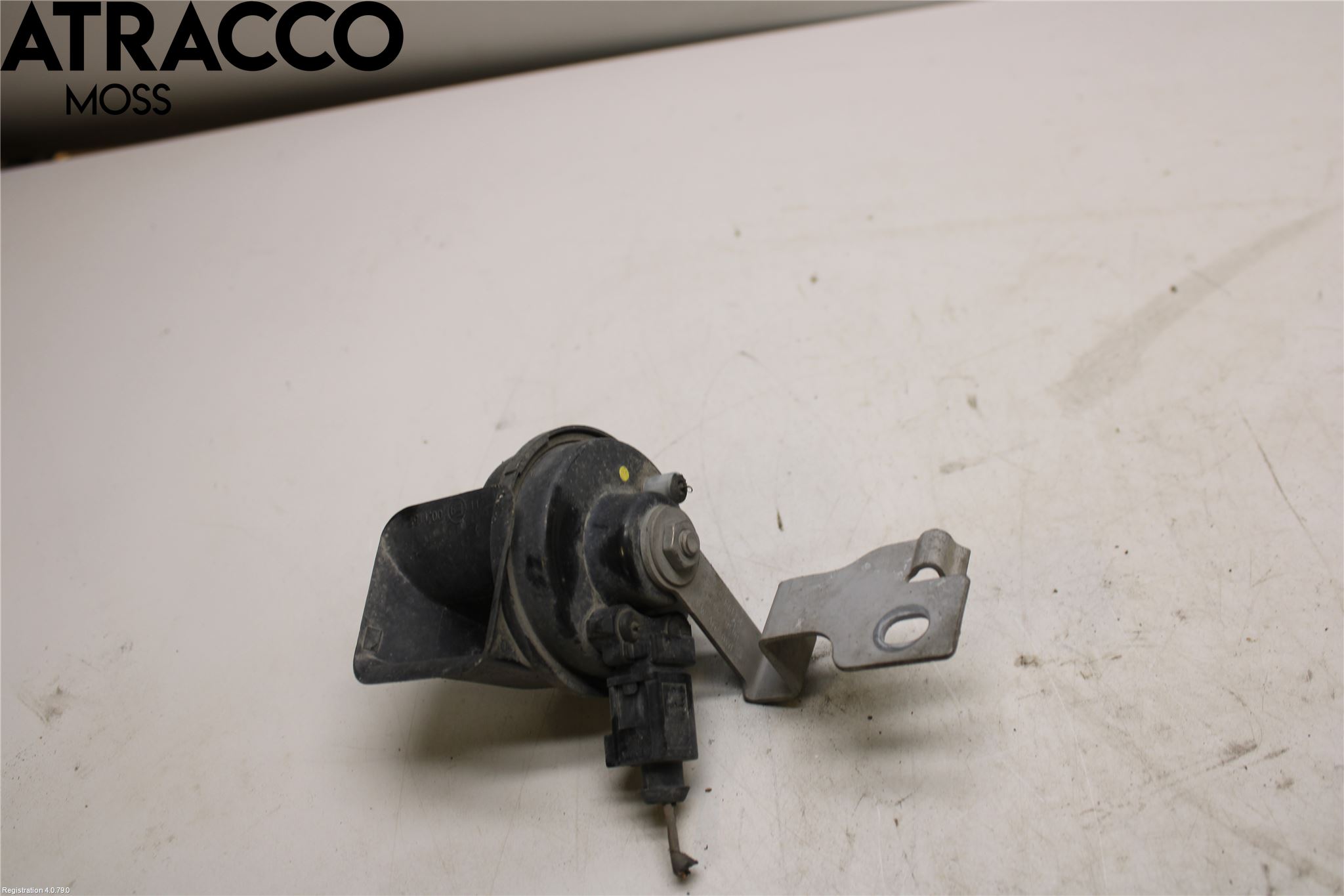 Volkswagen VW POLO VI 18->> Signalhorn