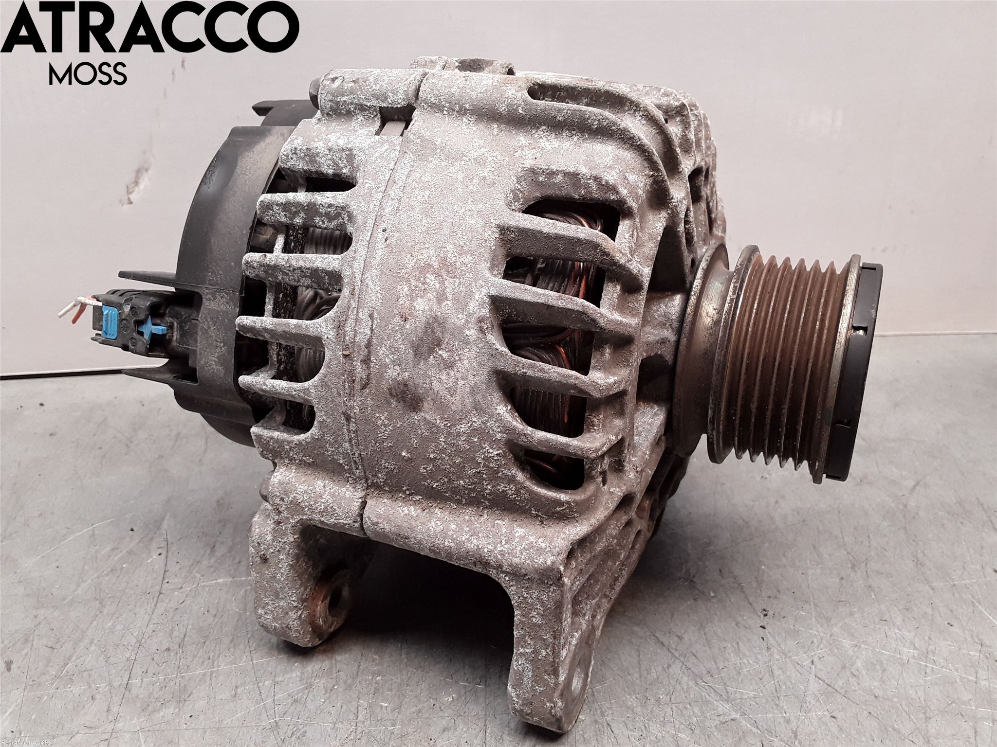 Dacia DUSTER 10-17 Dynamo