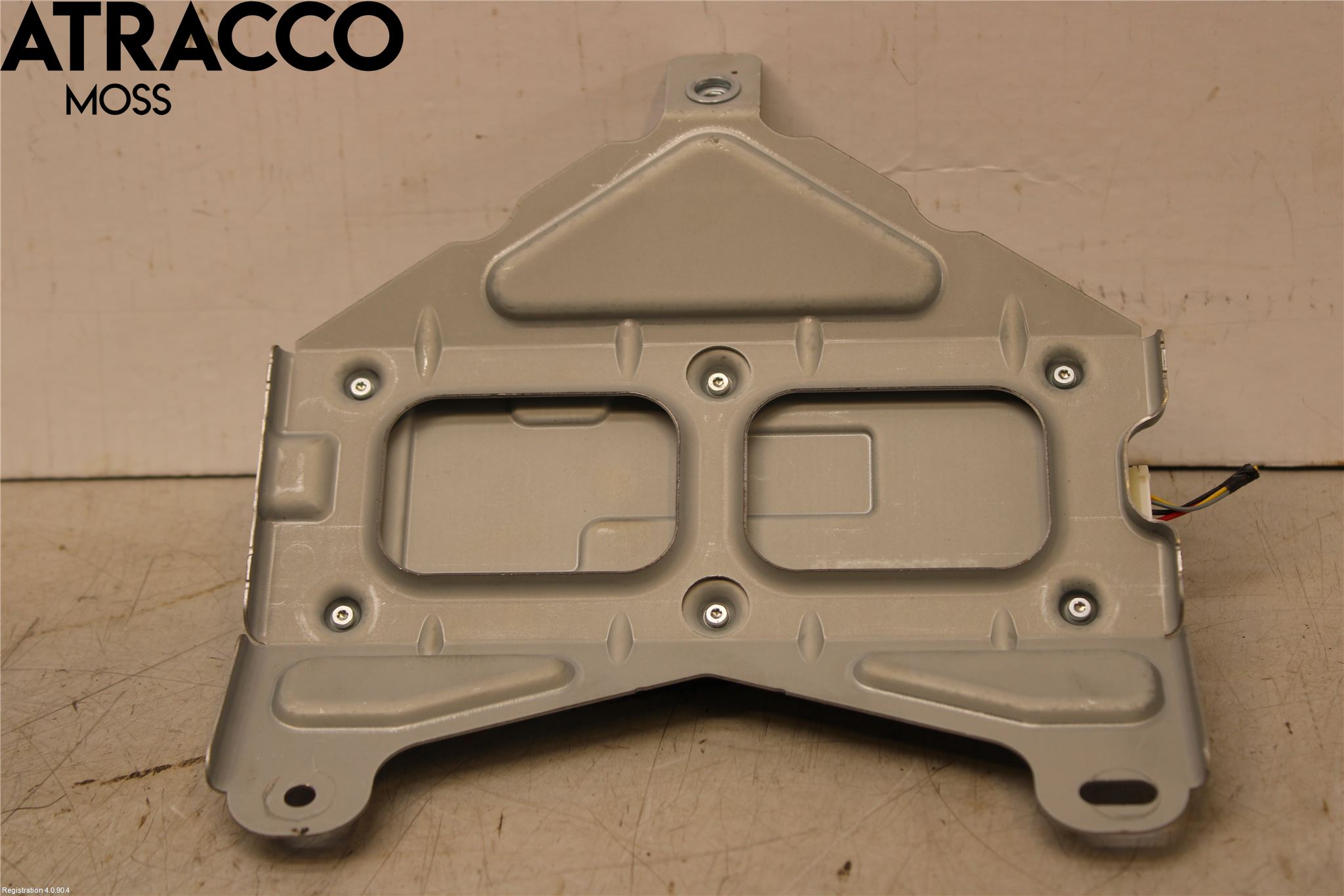 Tesla MODEL Y 21- Stereo Forsterker