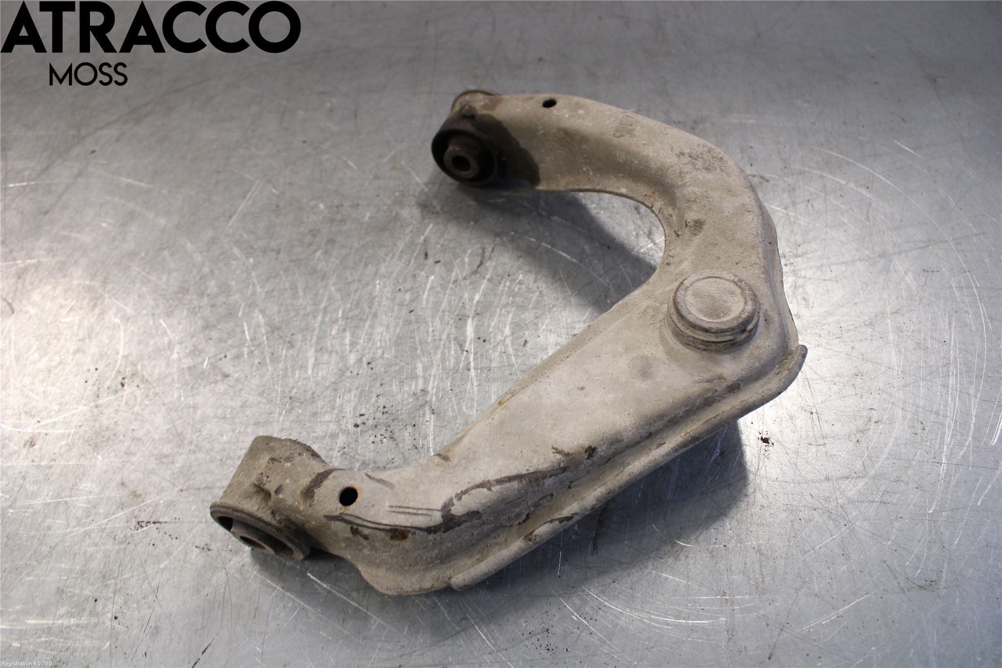 Nissan NAVARA 05-16 Bærearm Foran Høyre Øvre