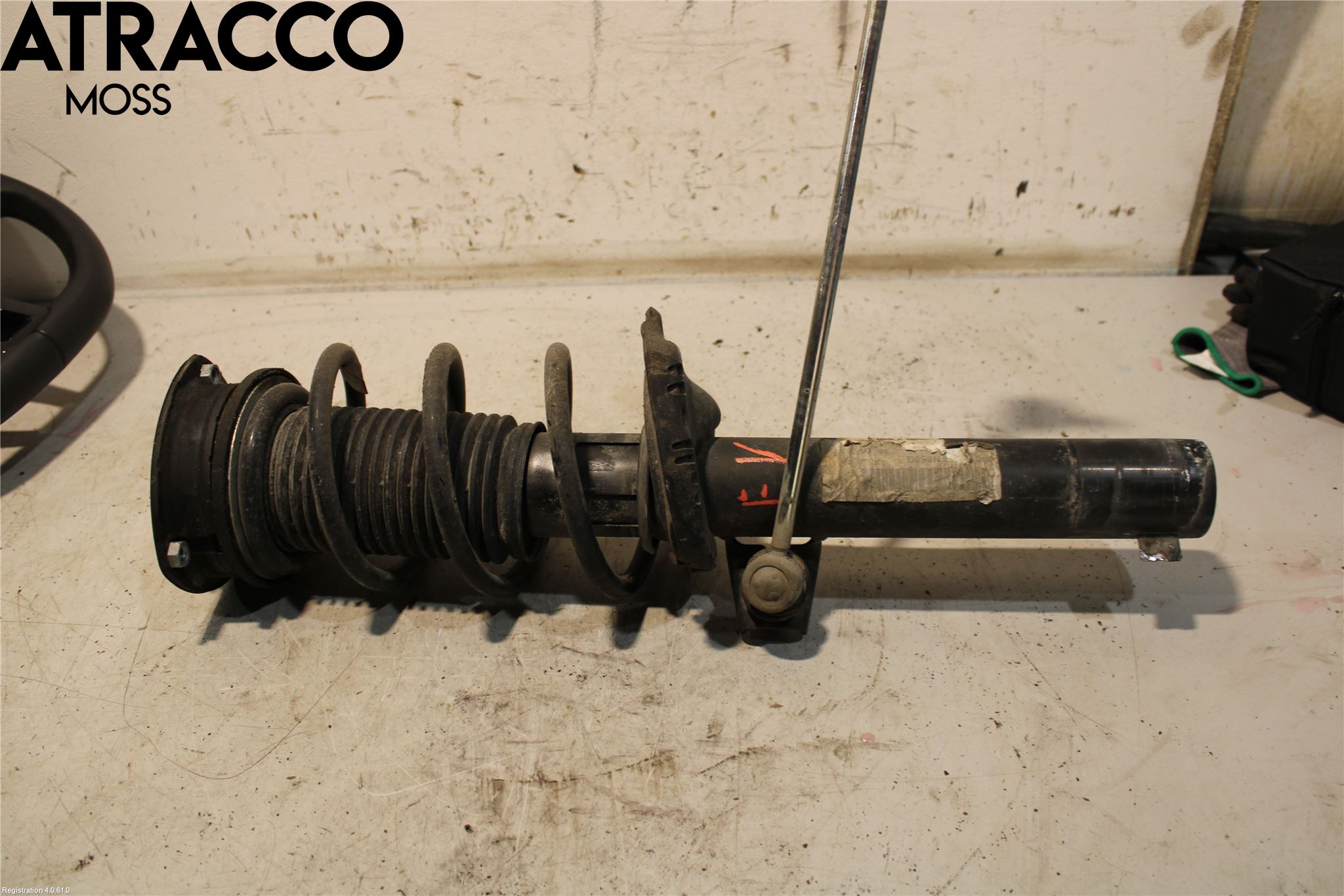 Volkswagen VW PASSAT 15-19 Fjærbein Foran Venstre