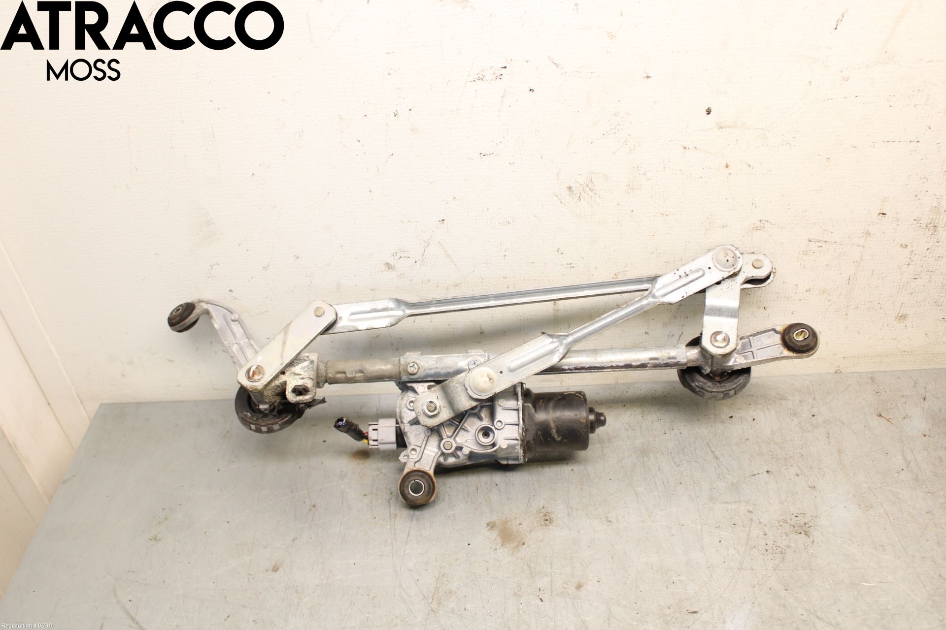 Nissan LEAF 11-17 Viskermotor Frontrute