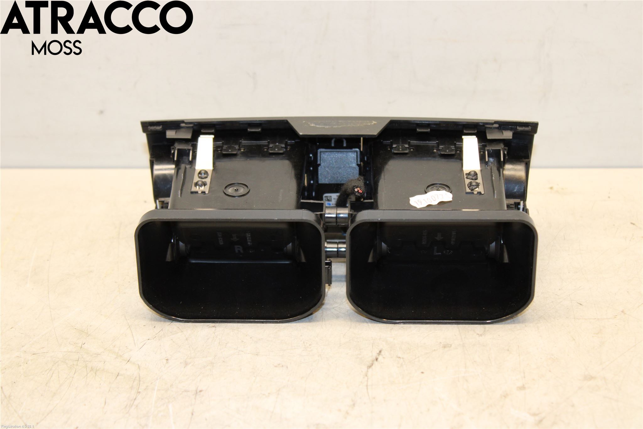 Mercedes-Benz MB C-KLASS (W204) 07-15 Dashbord Kanal - Dyse