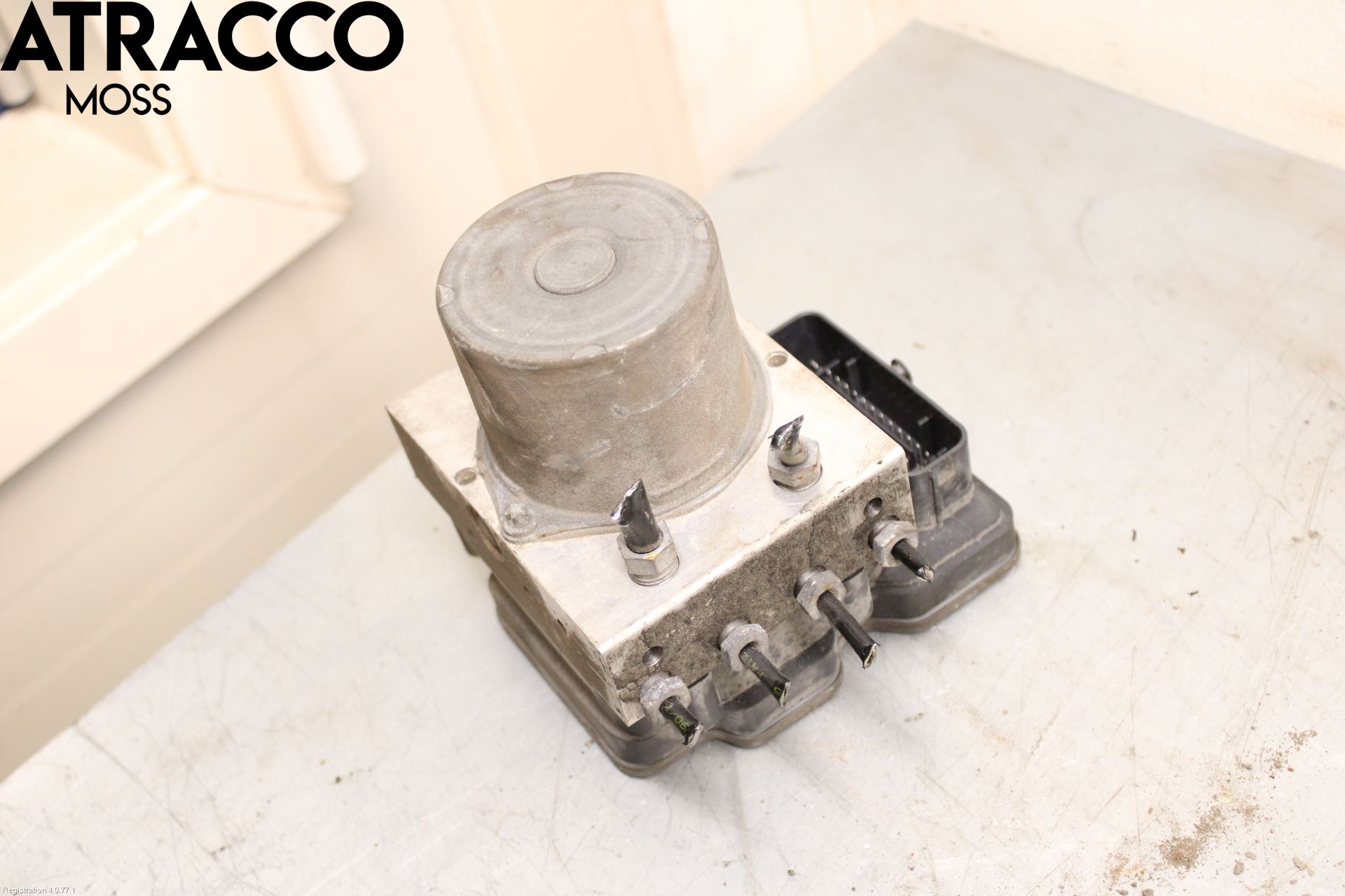 Mercedes-Benz MB E-KLASS (W212) 09-16 Abs Hydraulikkaggregat