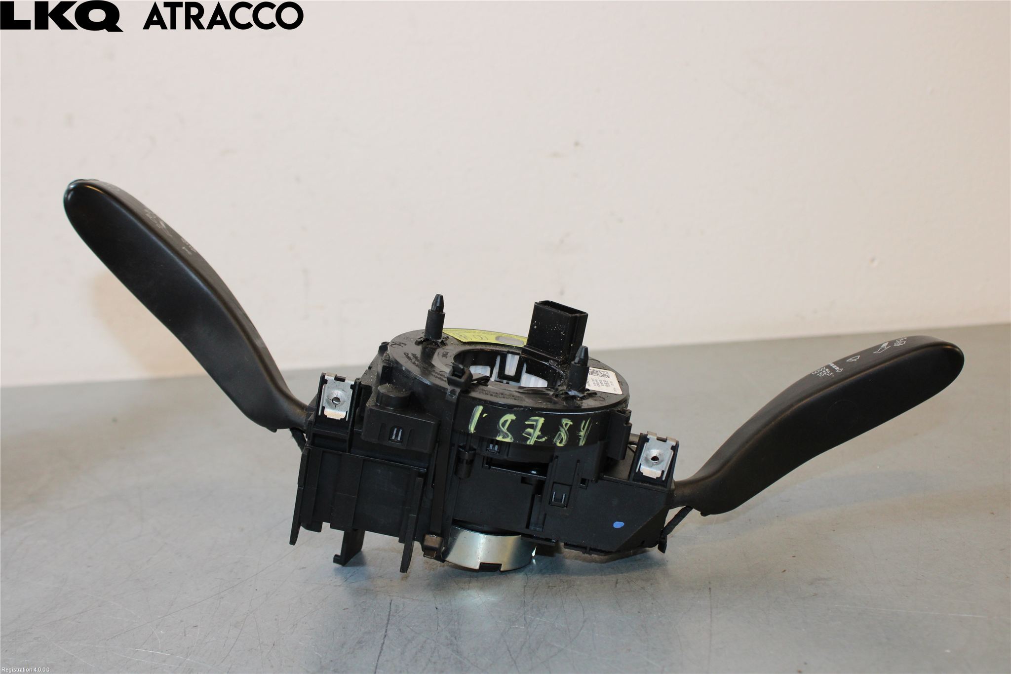 Volkswagen VW AMAROK 2H 10-22 Bryter Ratt Kombi H Og V