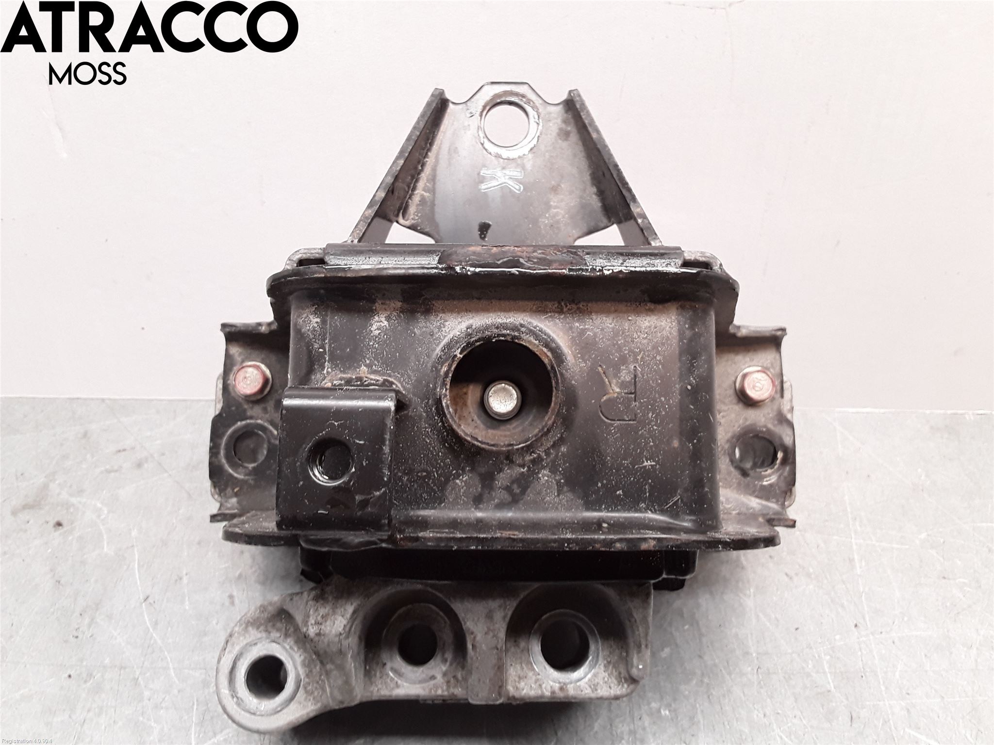 Mitsubishi ECLIPS CROSS Motor Feste Gummi