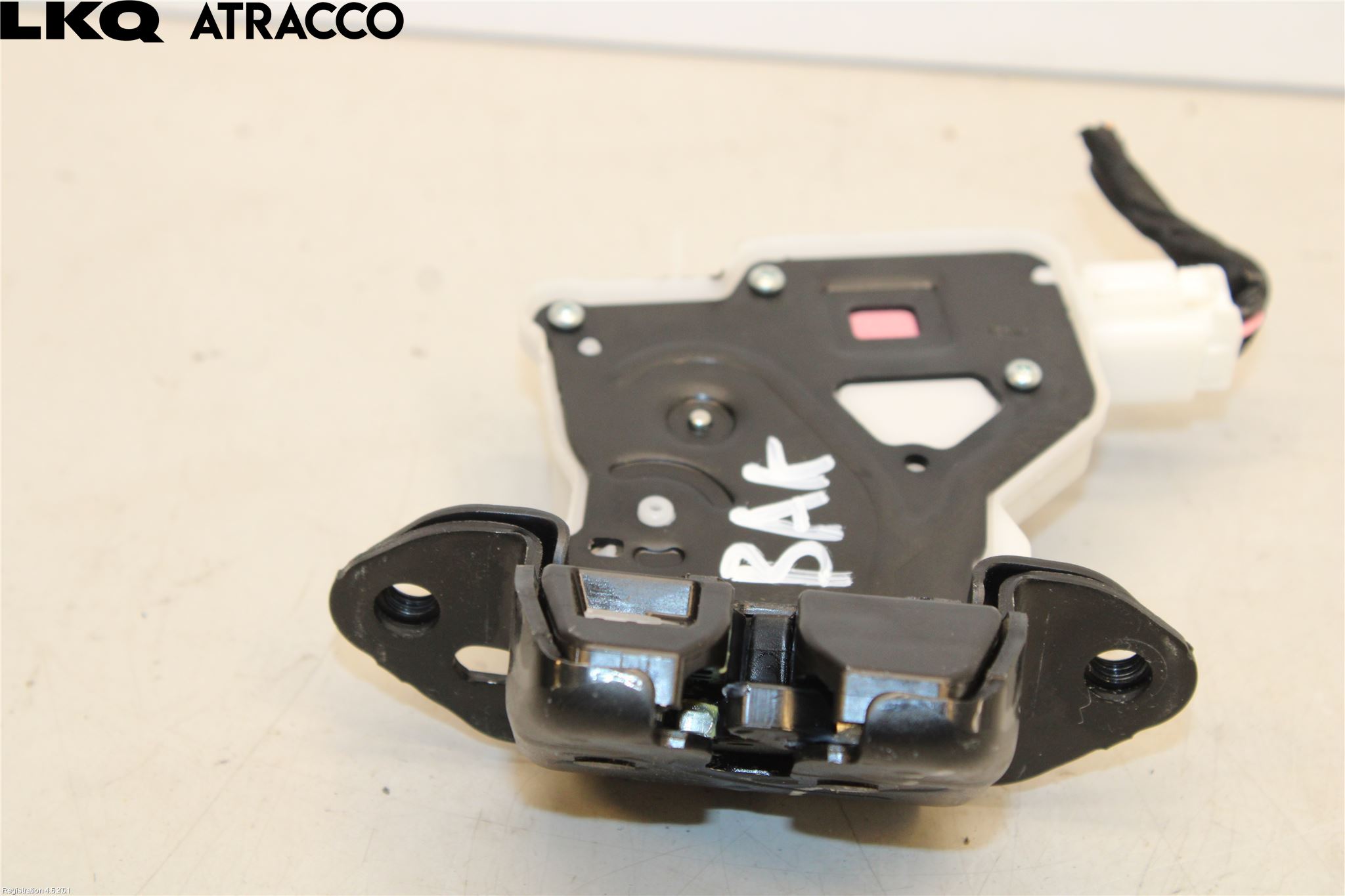 Nissan LEAF 18- Bakluke-Lokk Låsekasse