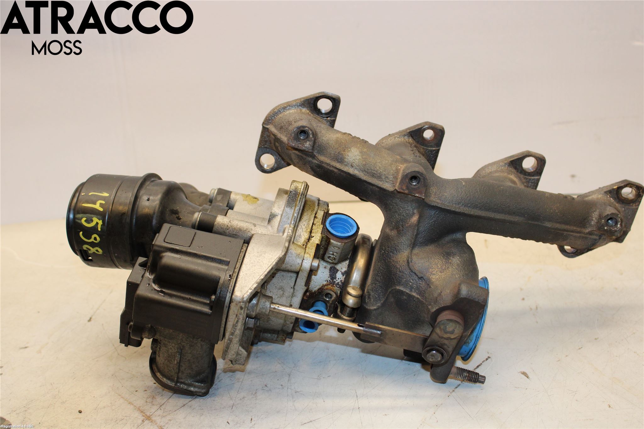 Volkswagen VW CADDY 11-15 Turboaggregat