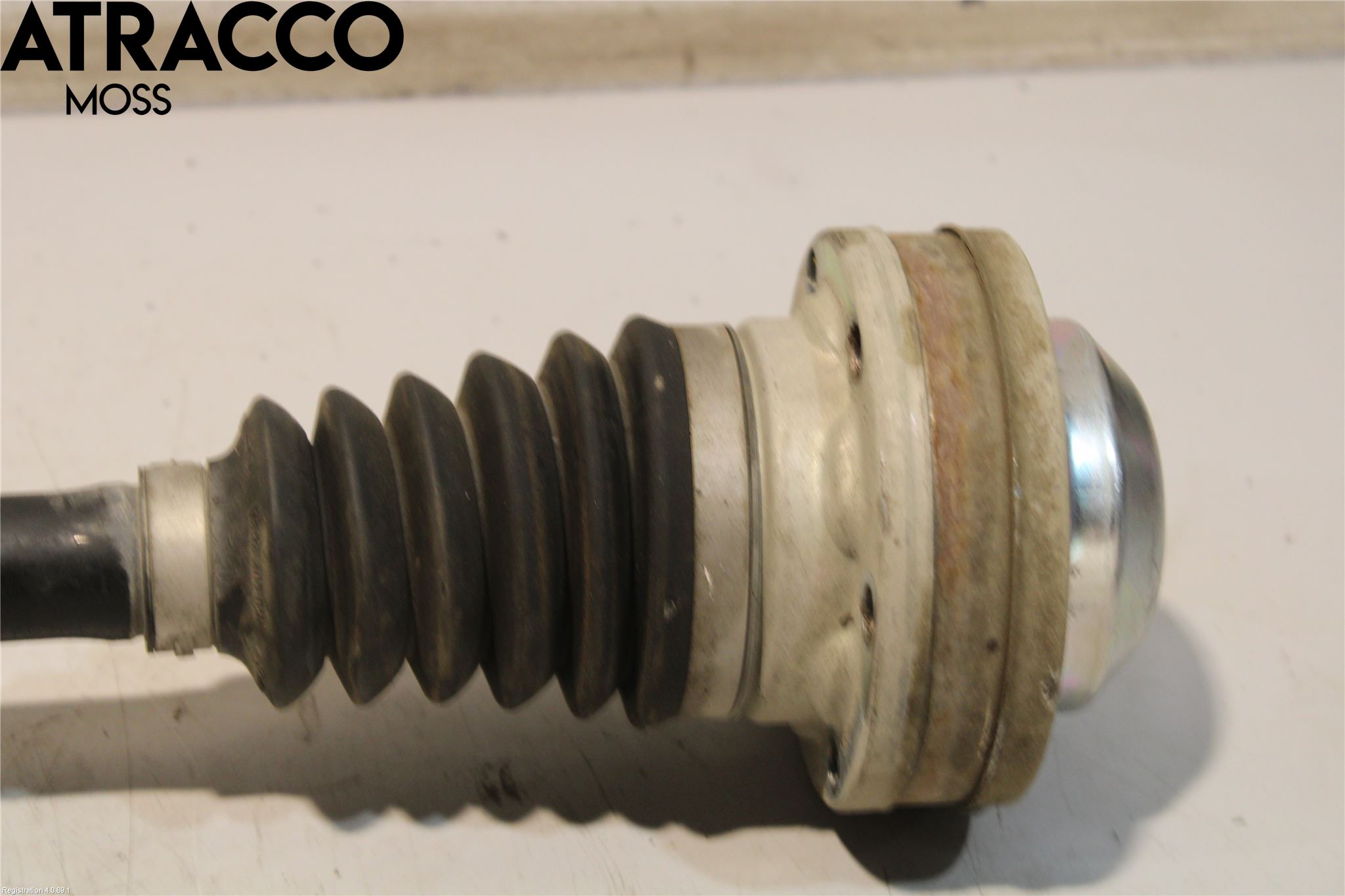 Volkswagen VW CADDY 16-20 Drivaksel Foran Kompl Høyre