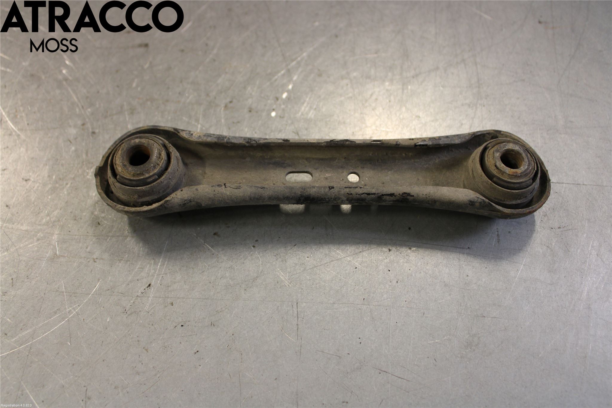 Volvo XC70 08-13 Bakaksel Momentstag