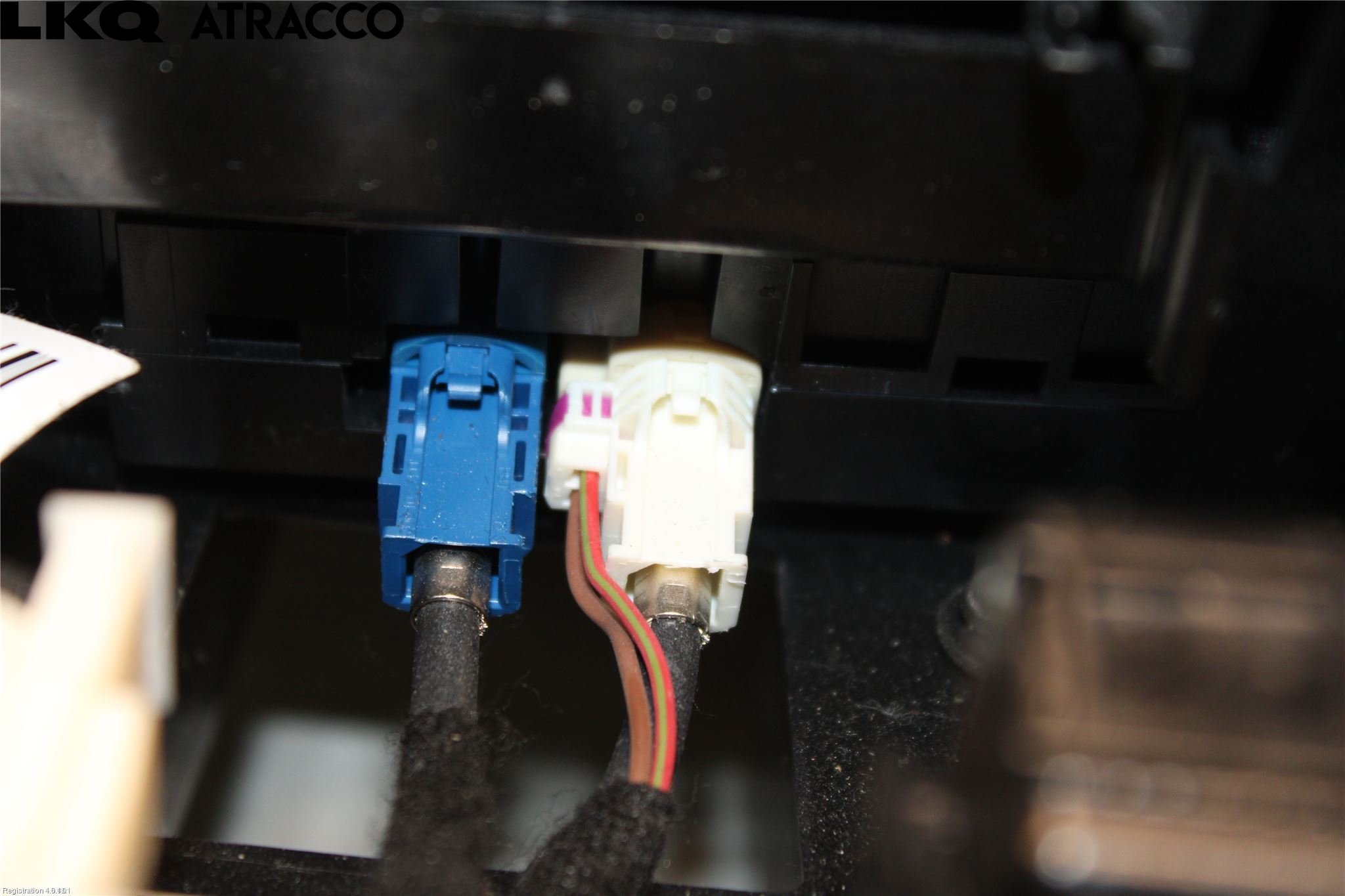 Mercedes-Benz MB E-KLASS (W213) 16-23 Instrumentkonsoll Midt