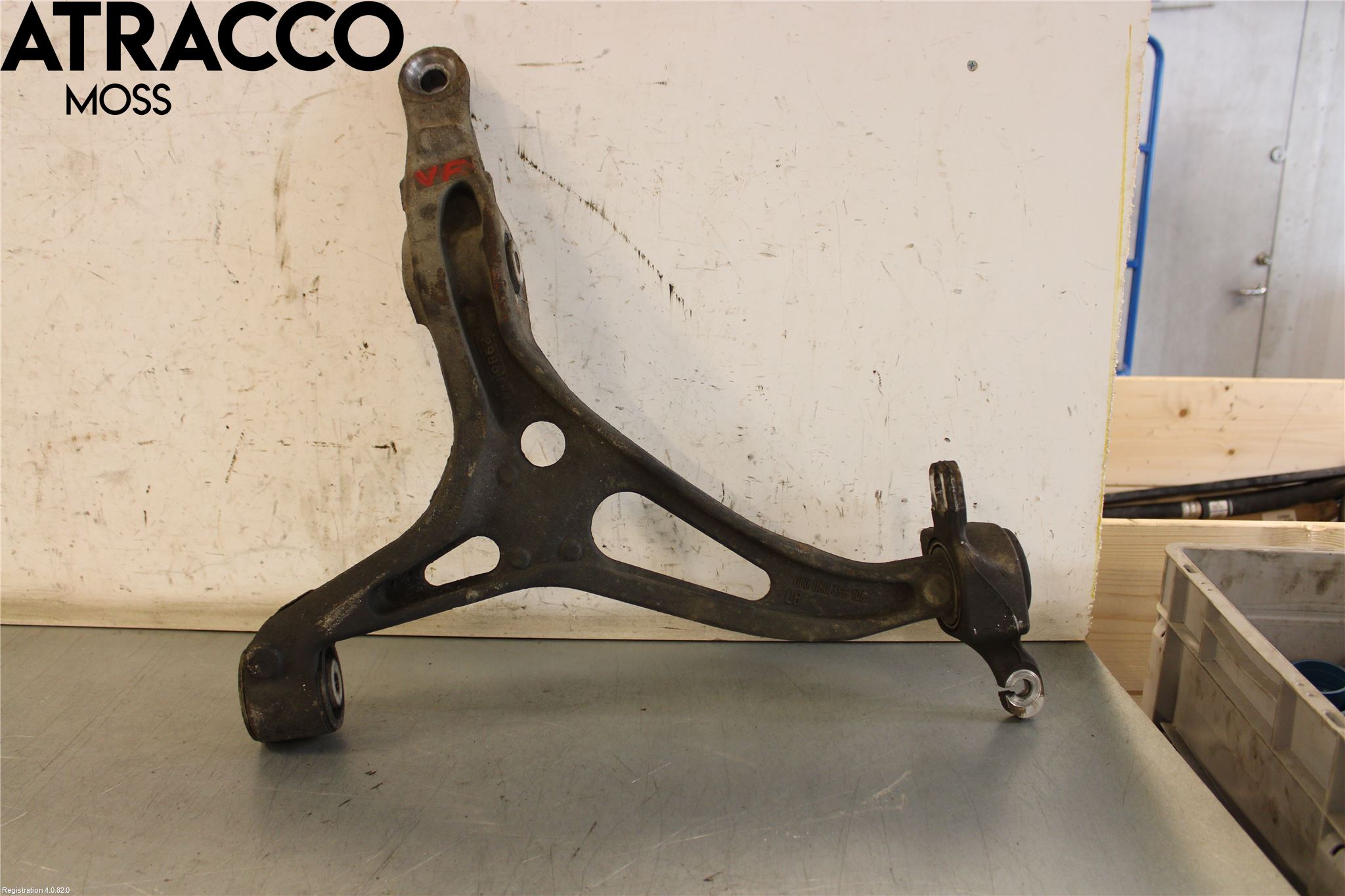 Mercedes-Benz MB ML (W164) 05-11 Bærearm Foran Venstre Nedre