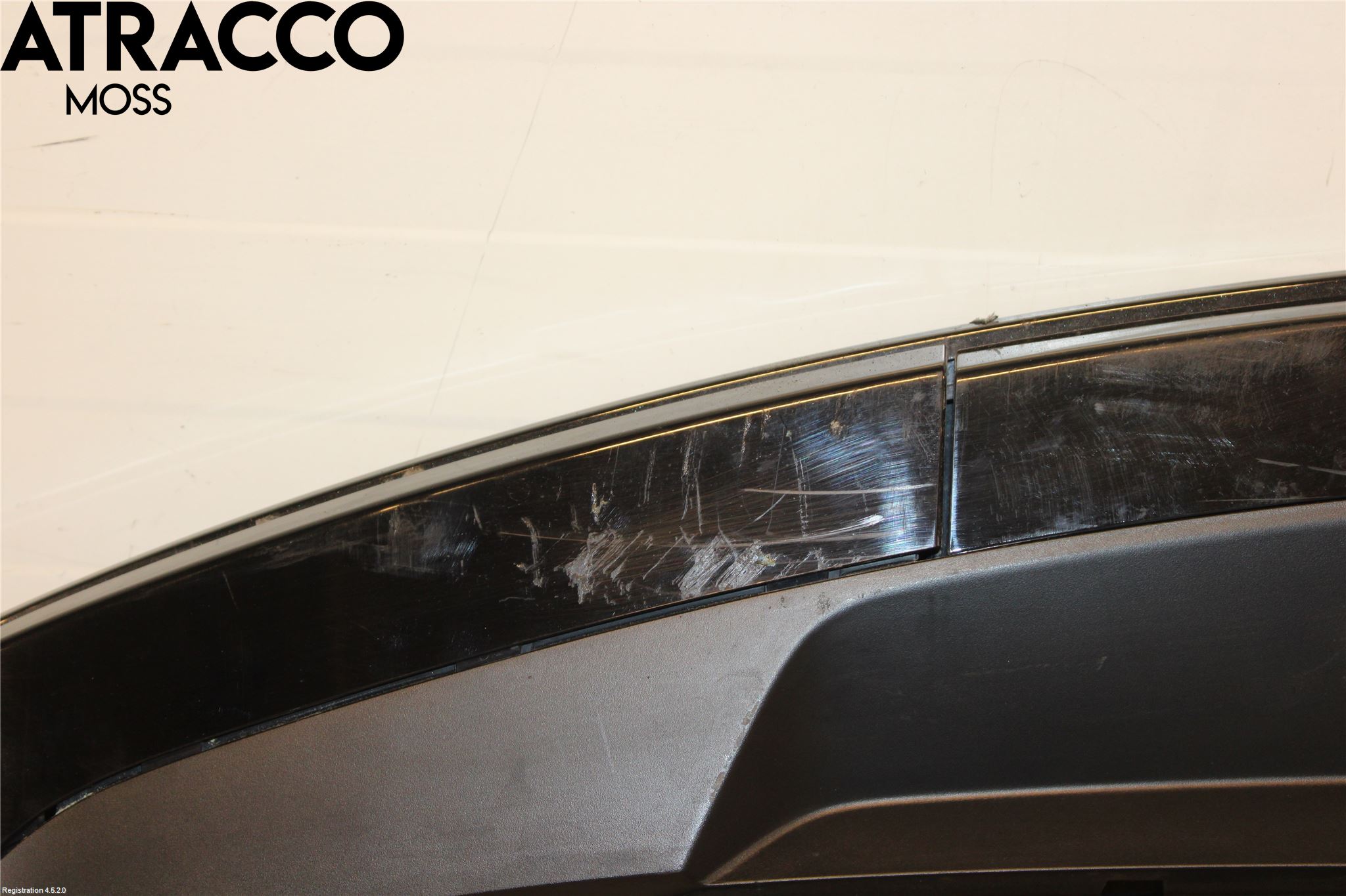 Landrover LAND ROVER DISCOVERY 4 10-16 Spoiler Bakluke