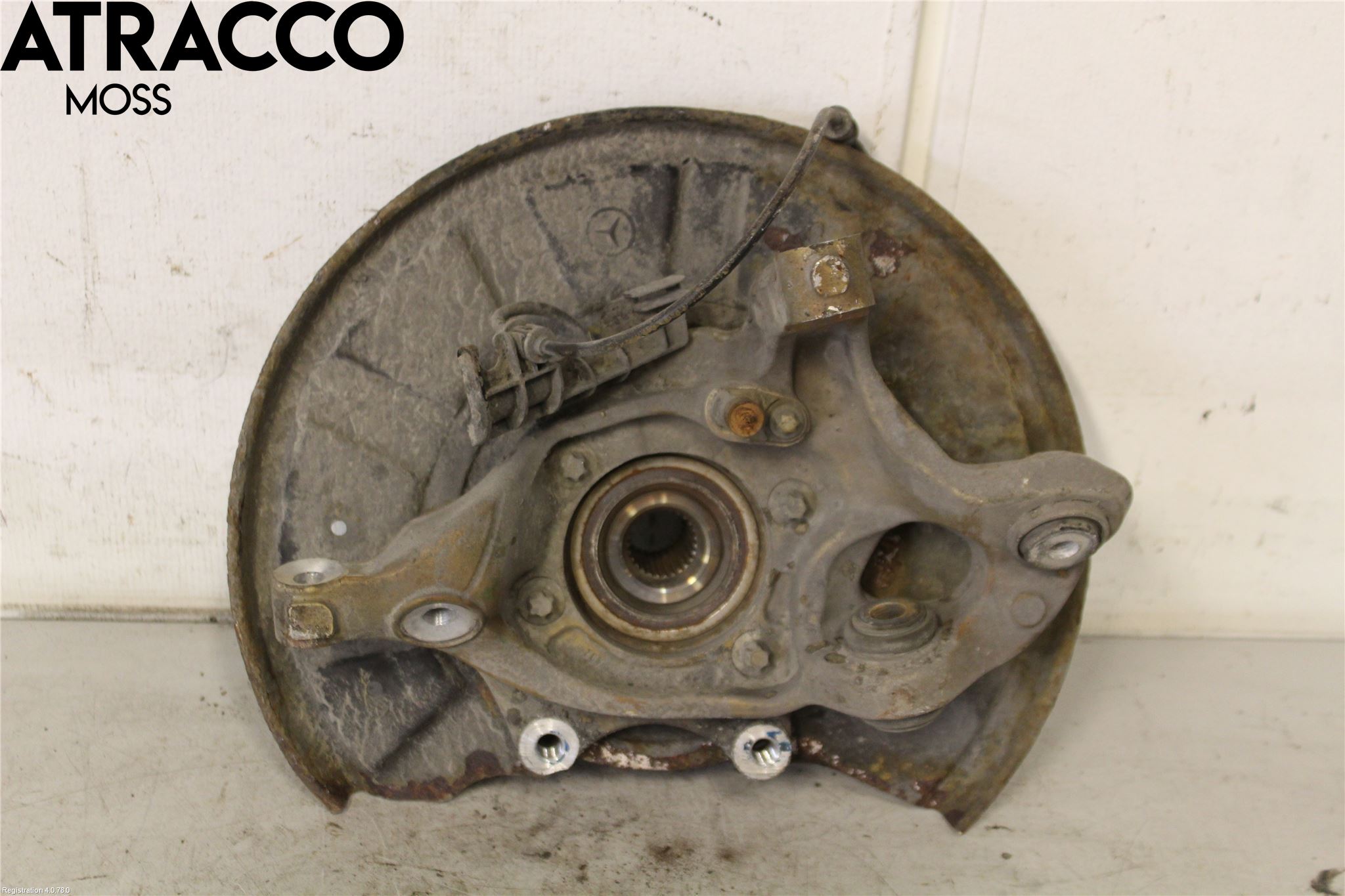 Mercedes-Benz MB E-KLASS (W212) 09-16 Spindel Vb