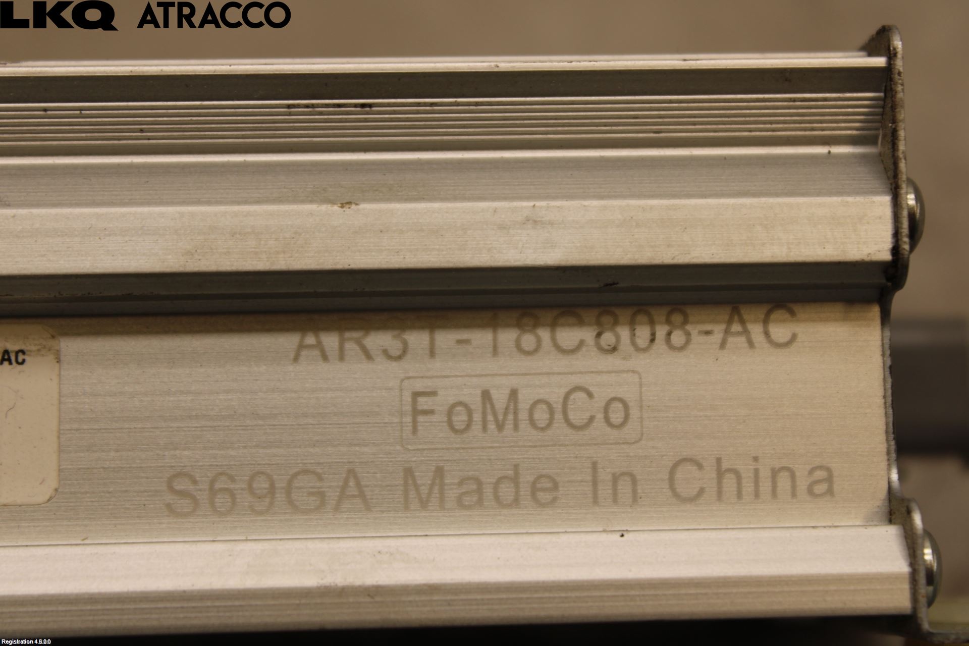 Ford MUSTANG V 05-14 Stereo Forsterker