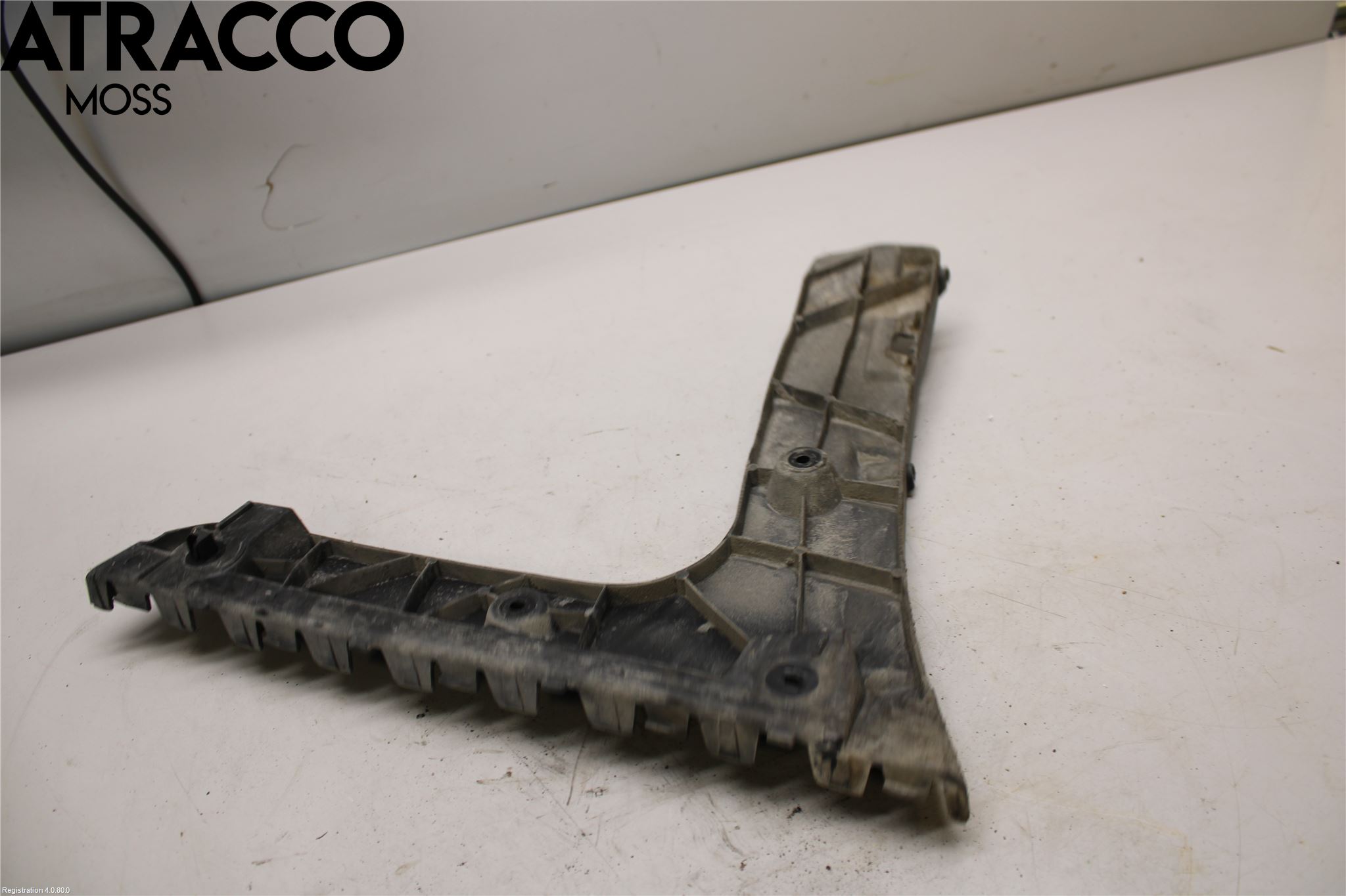 Audi A6/S6 4G 11-18 Støtfangerfeste Bak Høyre