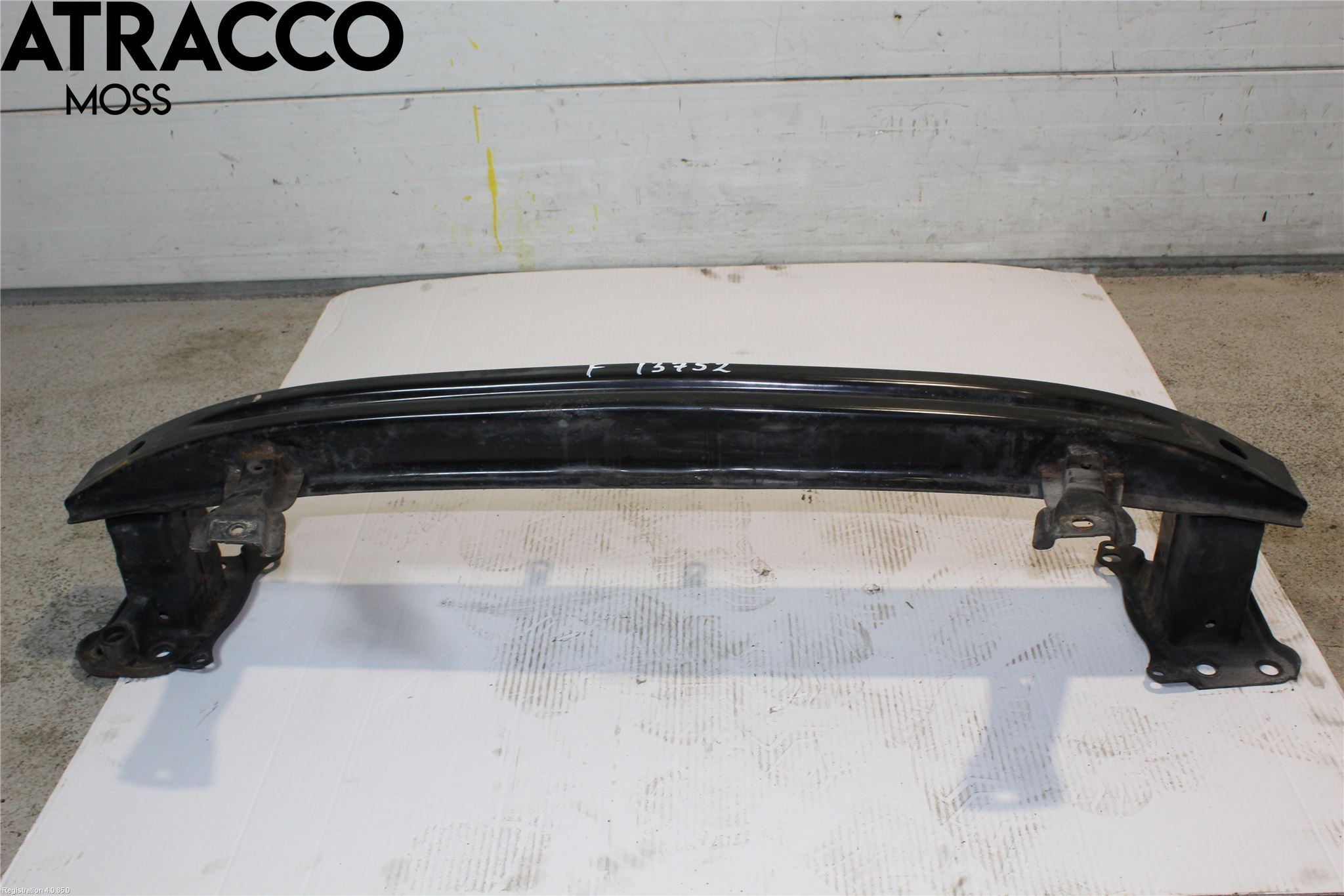 Volkswagen VW PASSAT 05-11 Støtfanger Foran Bjelke