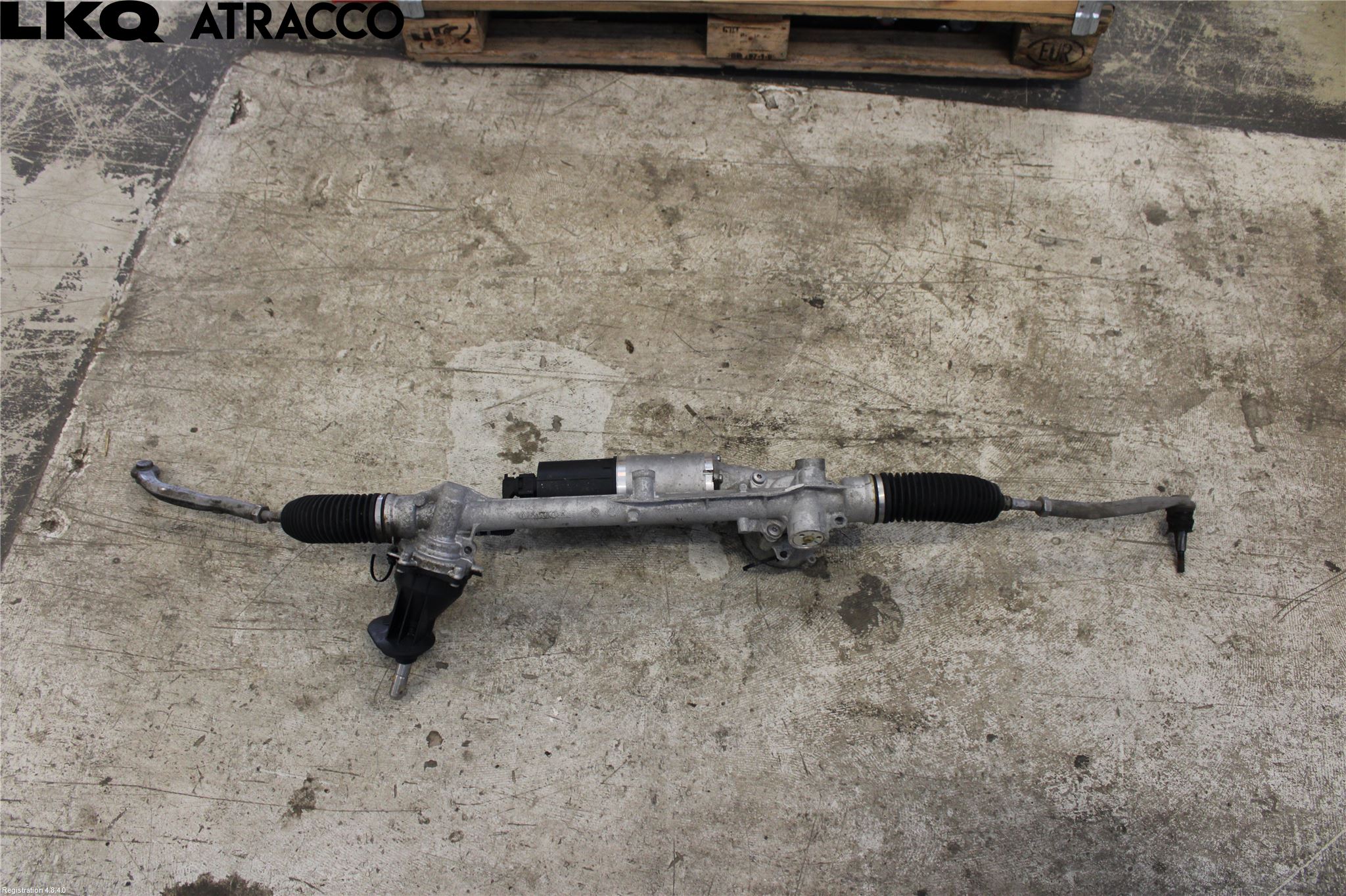 Volvo XC40/RECHARGE 18- Snekke - Tannstang