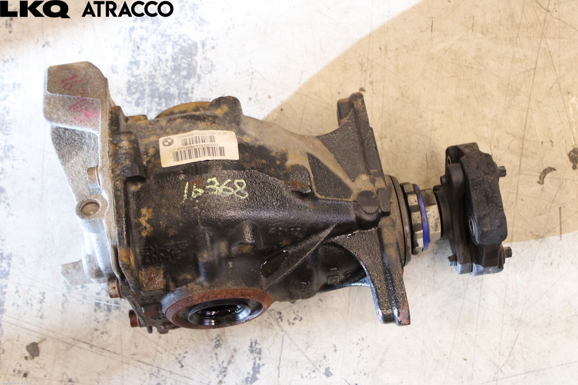 BMW 1 F20/F21 11-19 Bakaksel Kardang Bak -Diff