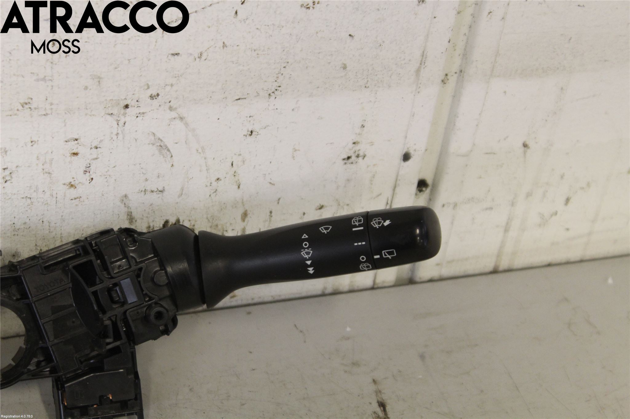 Toyota YARIS XP130 12-14 Bryter Ratt Kombi H Og V