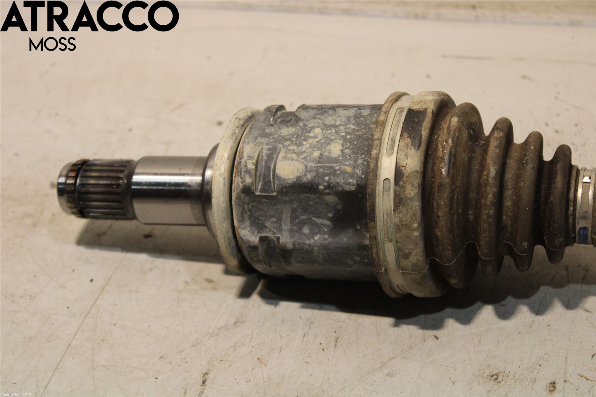 Toyota RAV4 13-18 Drivaksel Foran Kompl Venstre